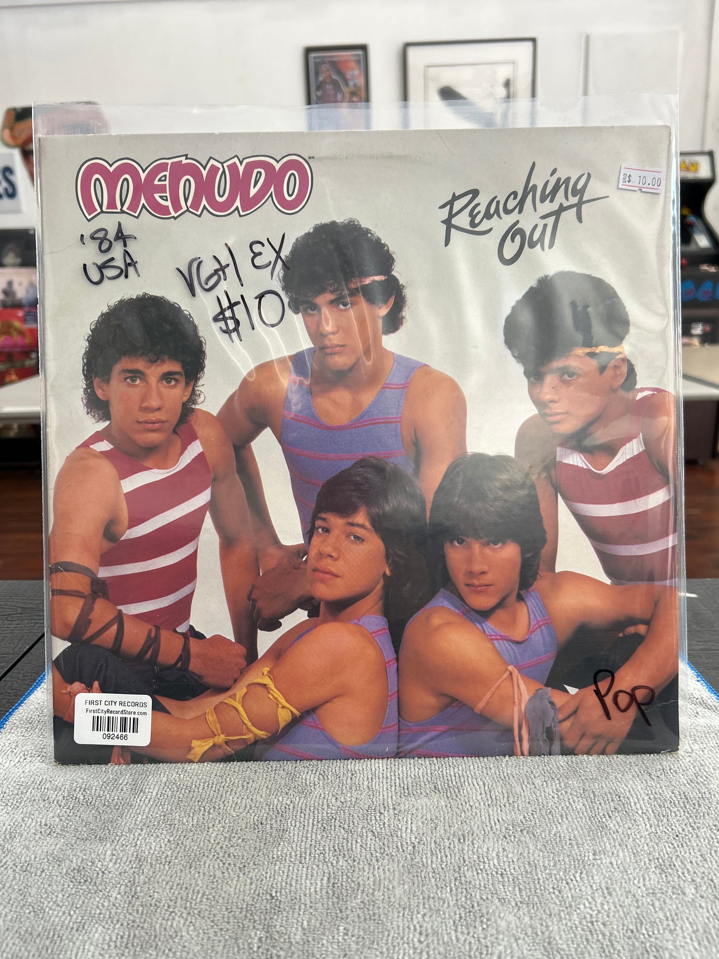 Menudo - Reaching Out