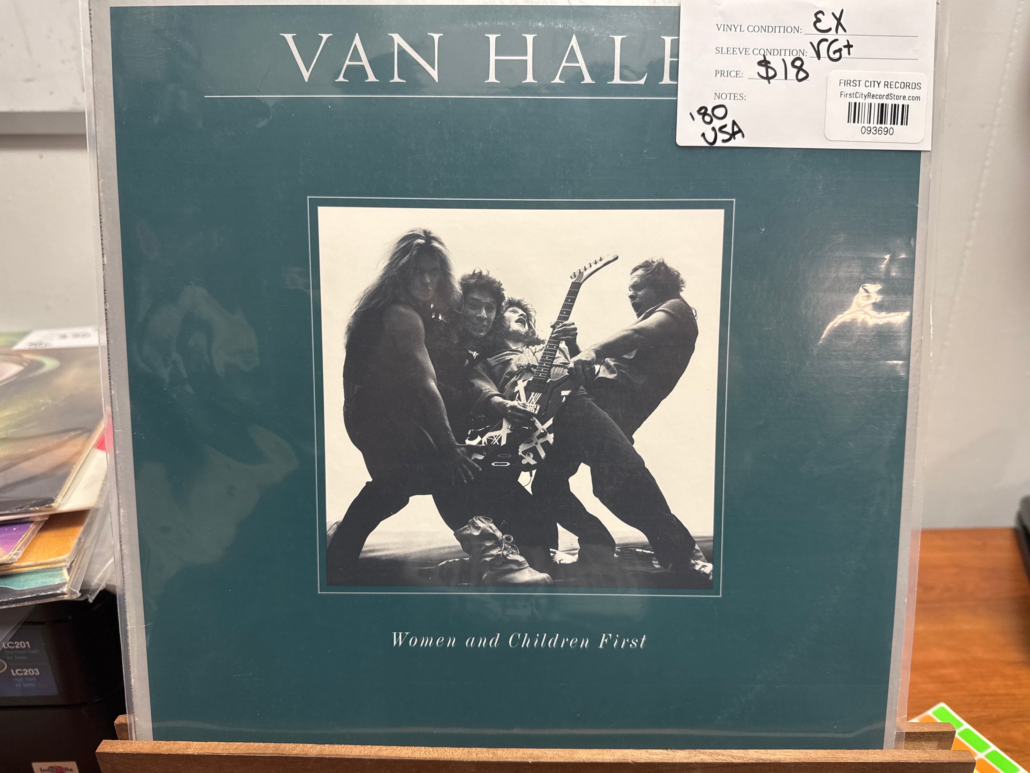 Van Halen - Women and Children First (USED)
