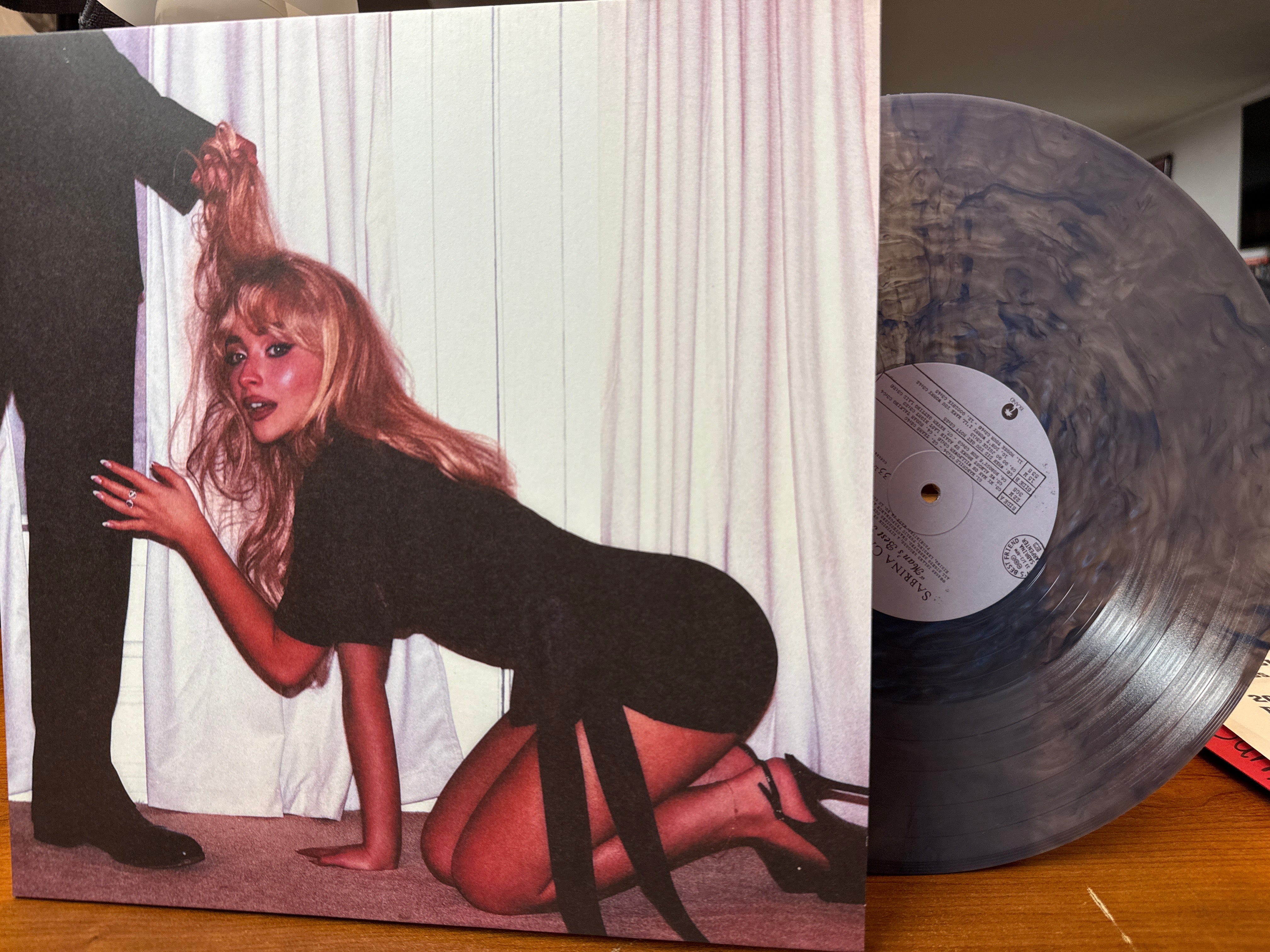 Sabrina Carpenter - Man's Best Friend (Deluxe Edition, Flocked, Iridescent Blue Vinyl, USED)