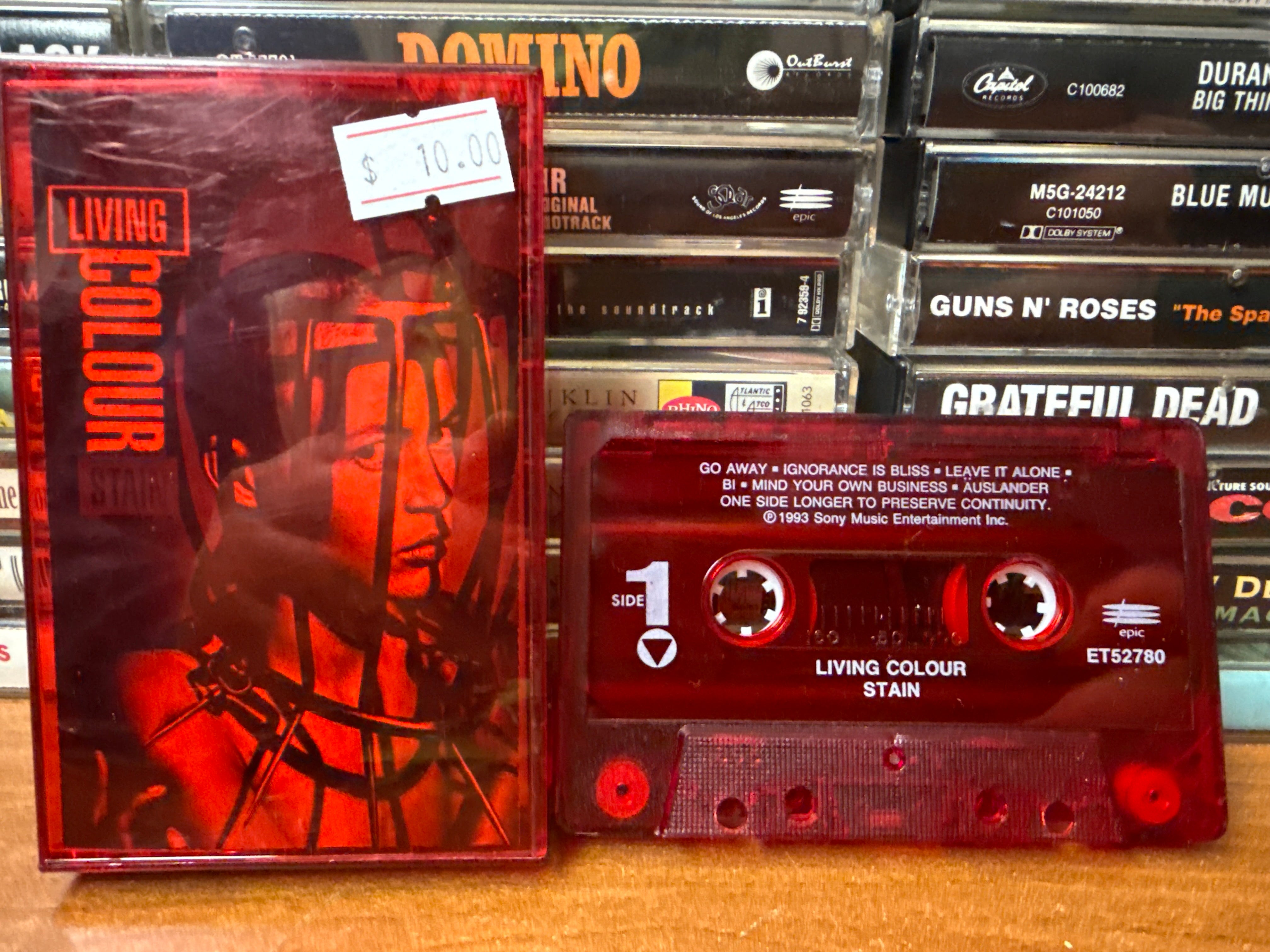 Living Colour - Stain (Red Shell, CASSETTE)
