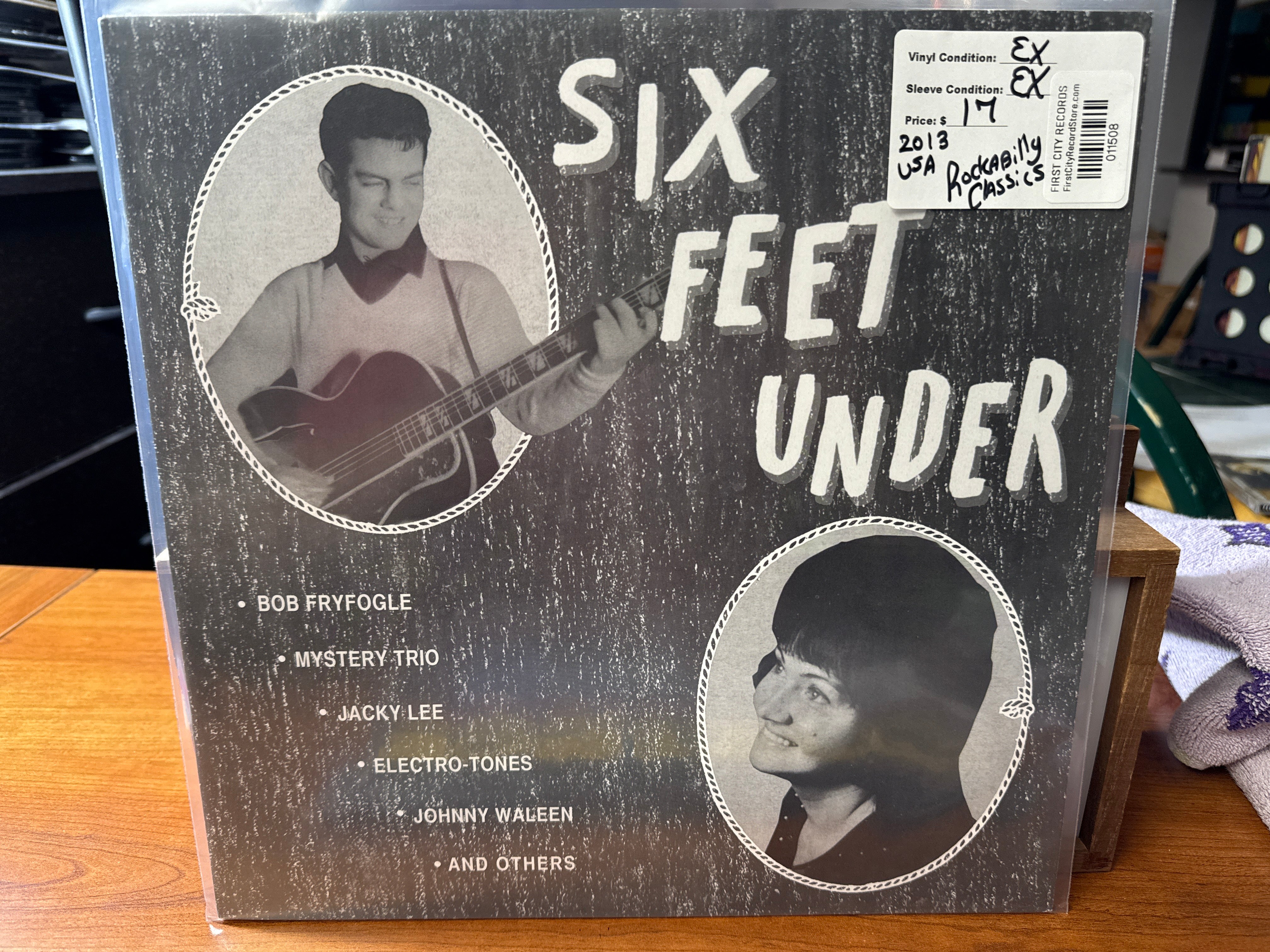 Six Feet Under (2013, USED)