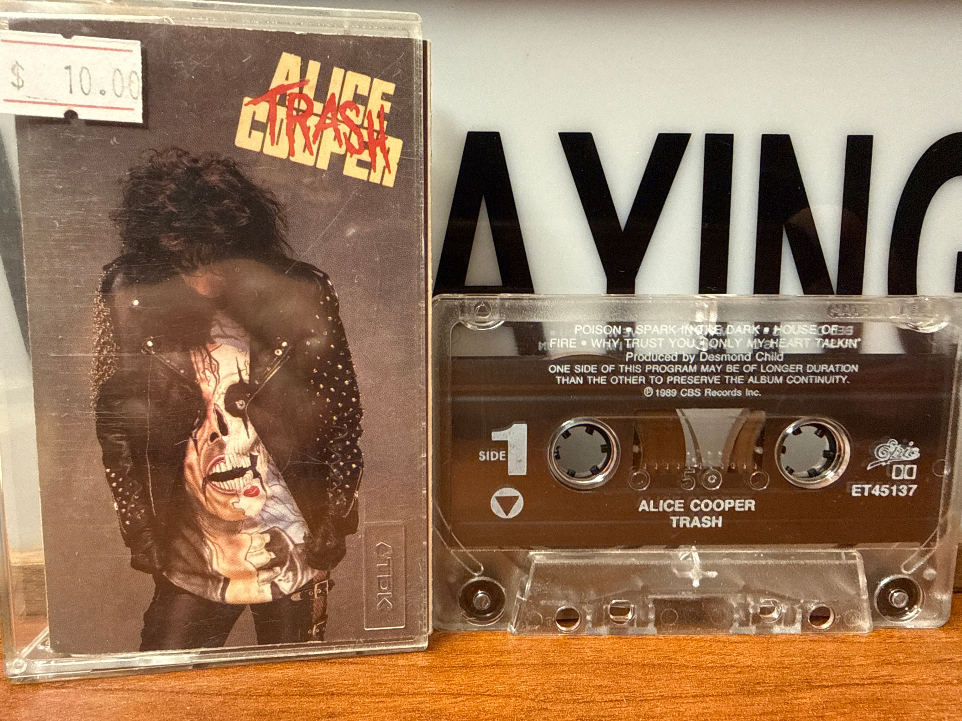 Alice Cooper - Trash (CASSETTE)