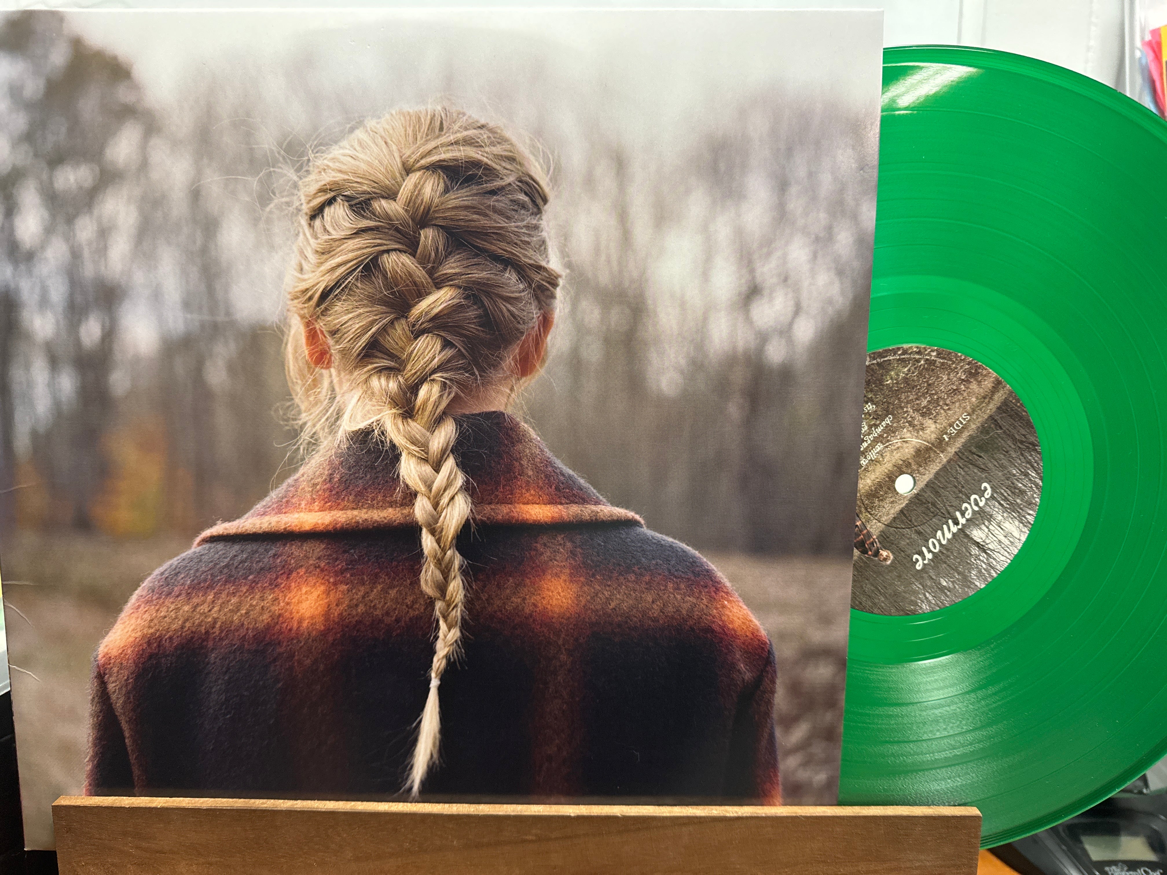 Taylor Swift - Evermore (Green, USED)
