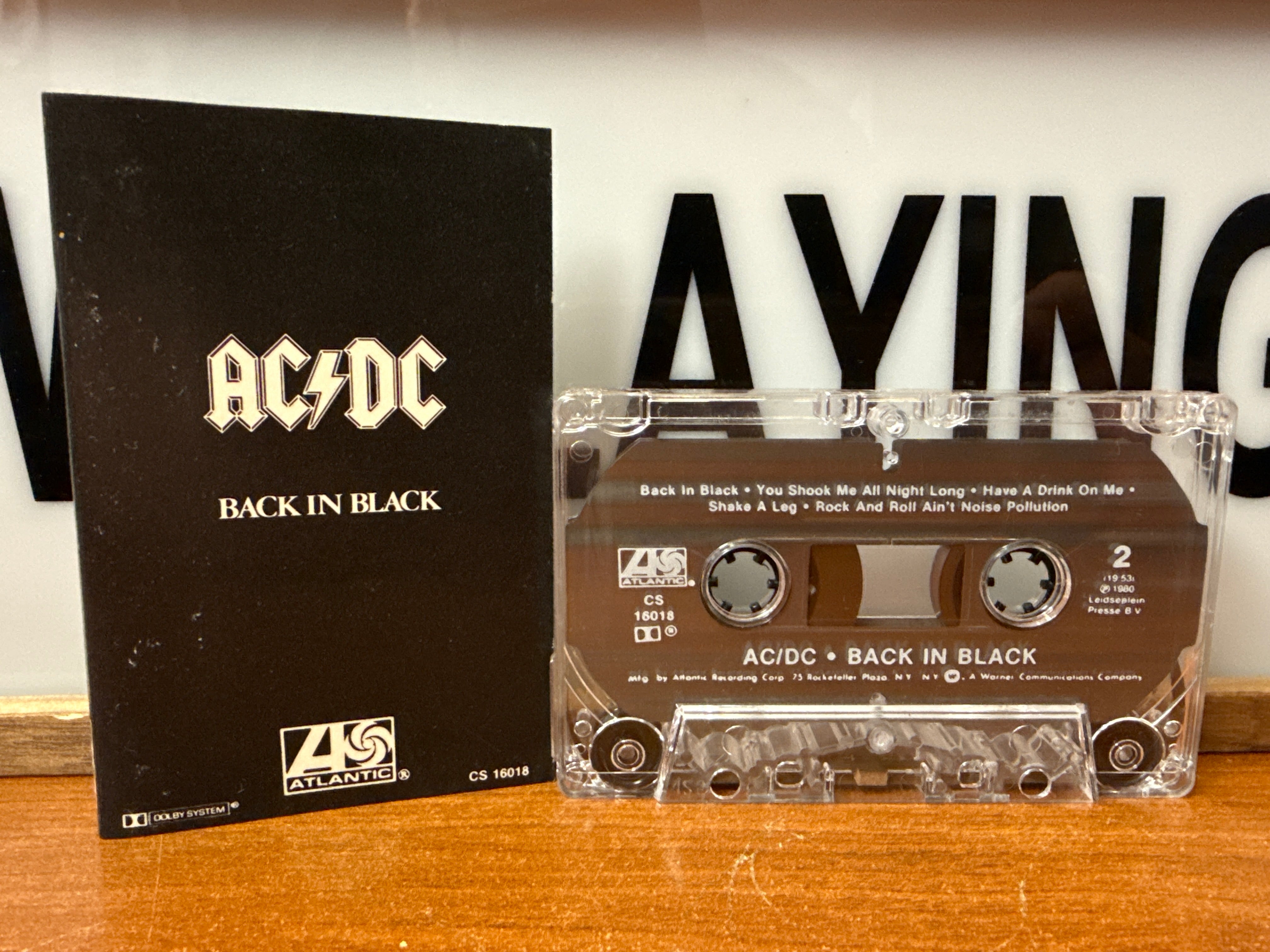 AC/DC - Back In Black (CASSETTE)