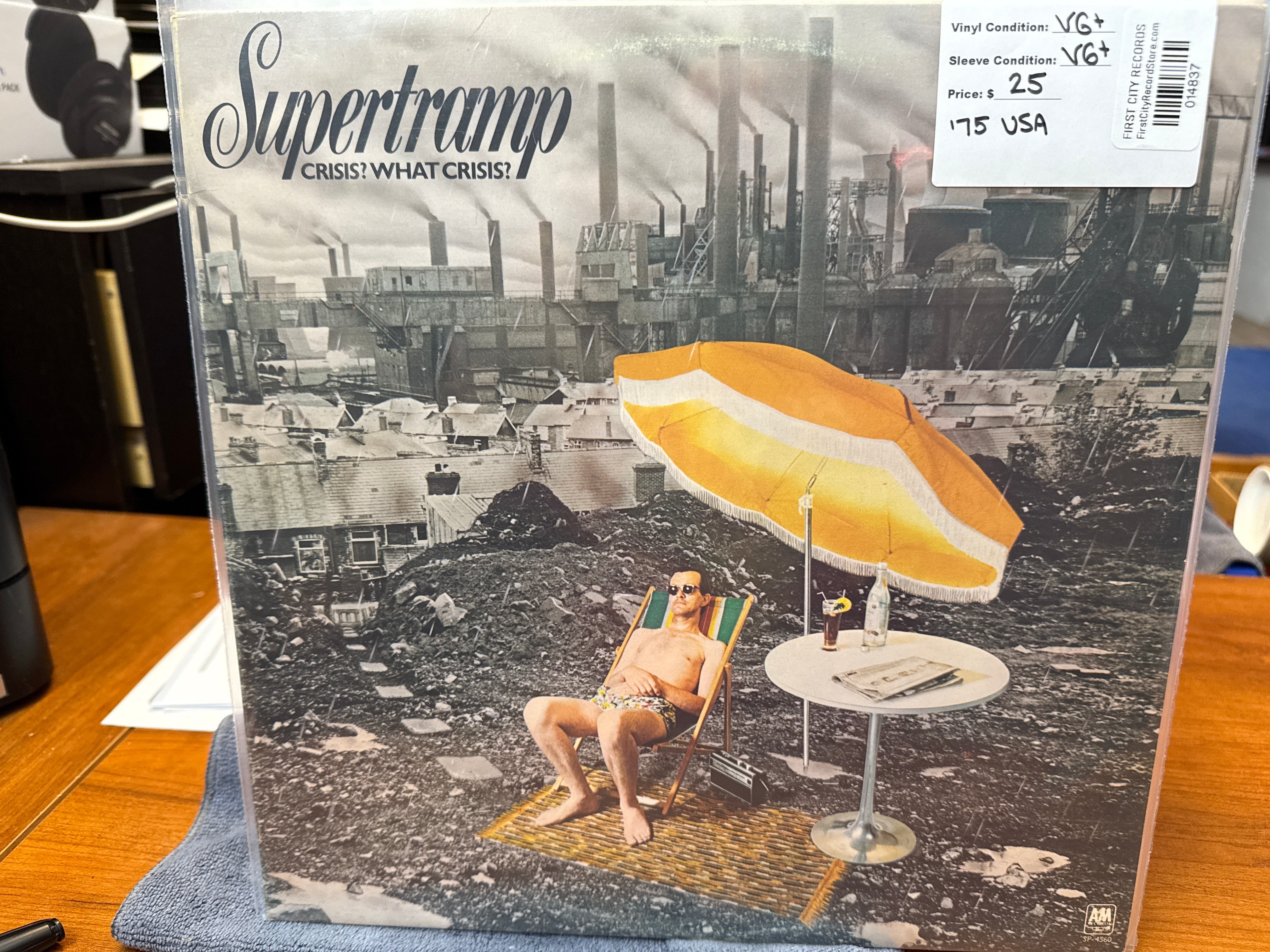 Supertramp - Crisis? What Crisis (1975, USED)