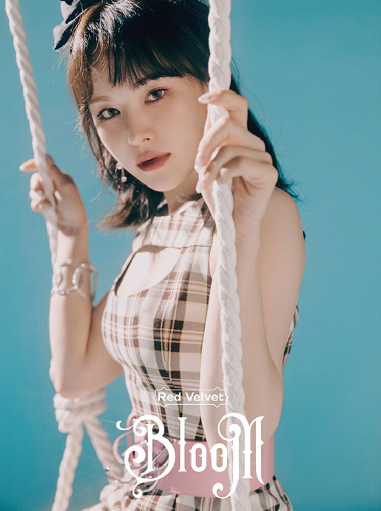 the album cover for Red Velvet - Bloom [Limited Edition] (Jpn)