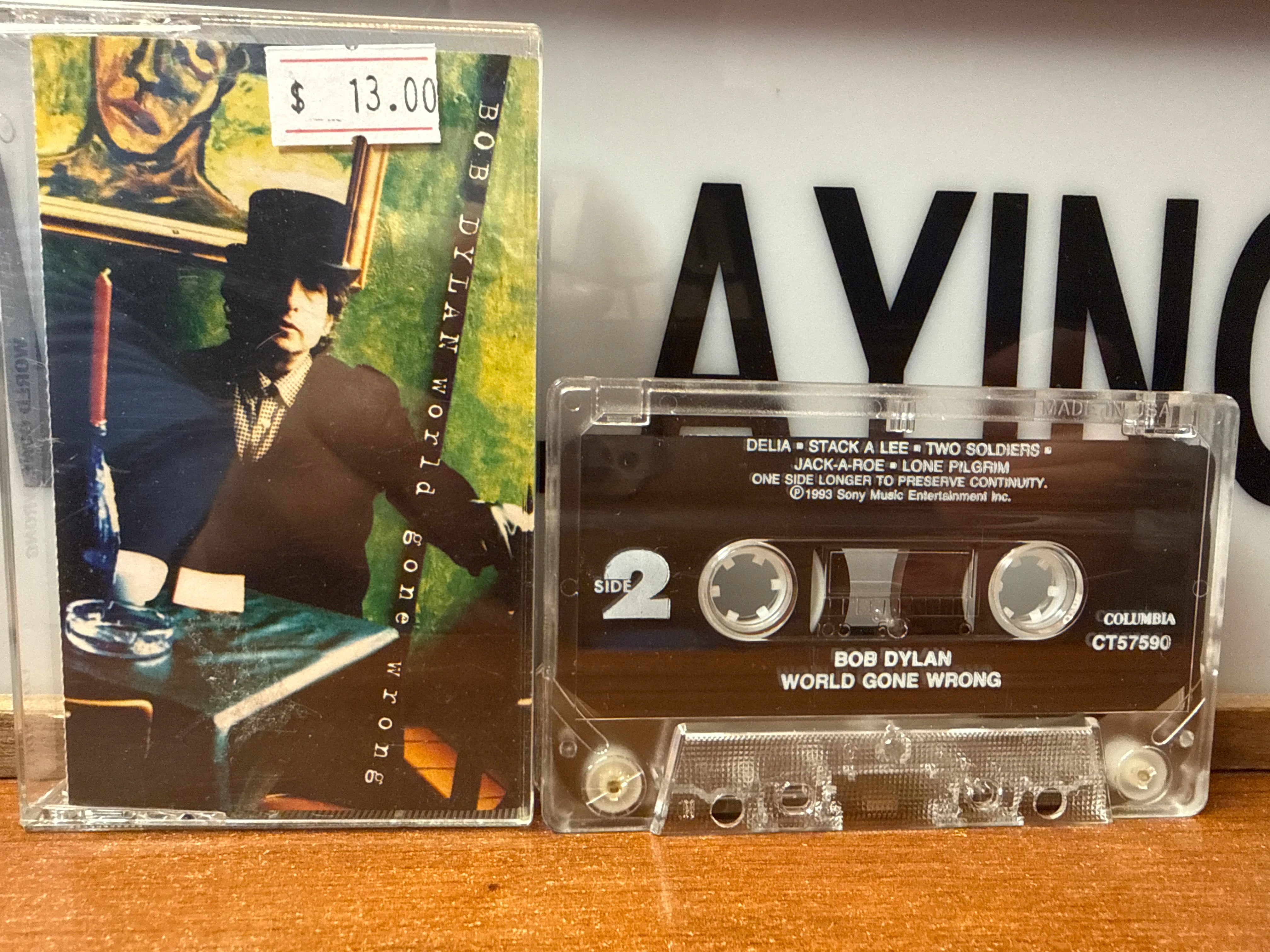 Bob Dylan - World Gone Wrong (CASSETTE)