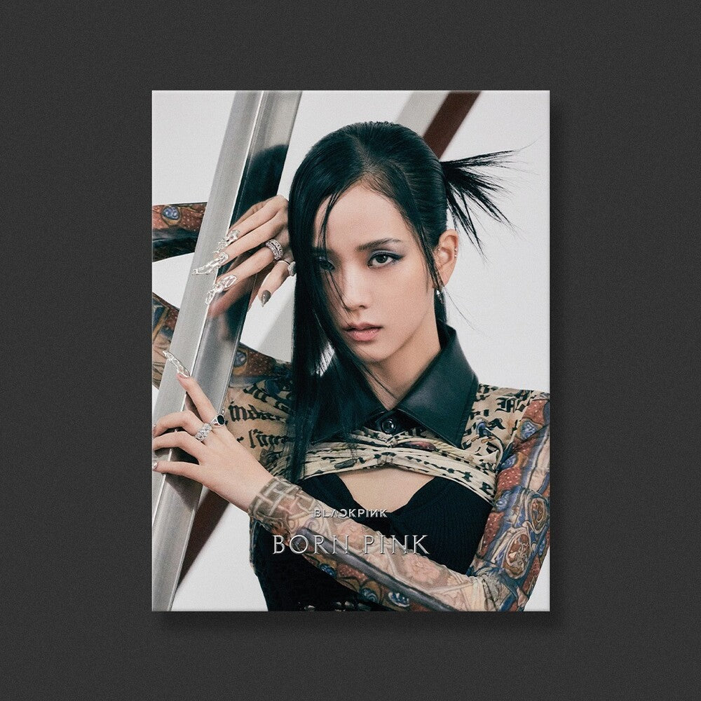 the album cover for BLACKPINK - BORN PINK [Standard Digipack – JISOO Version]
