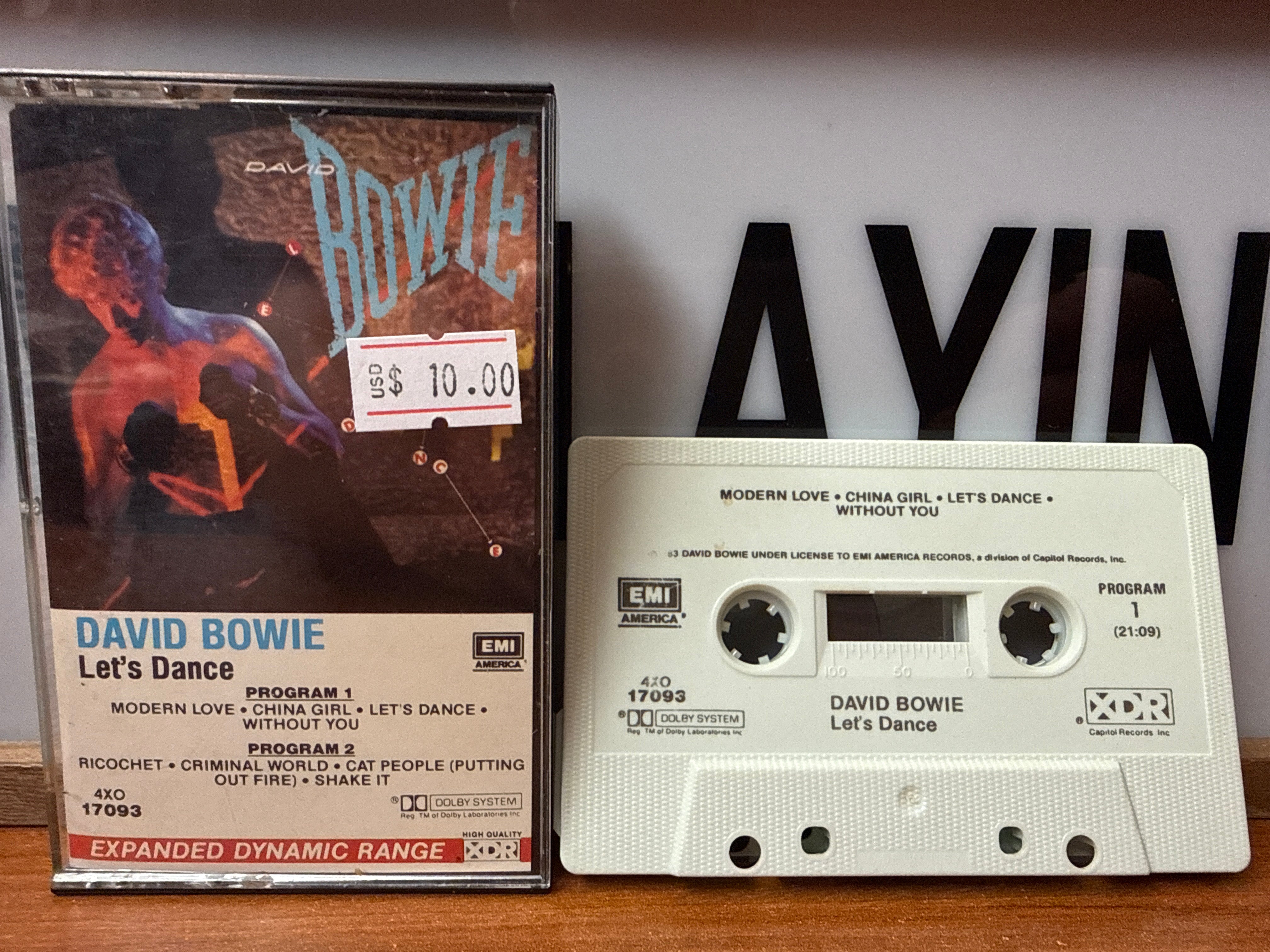 David Bowie - Let's Dance (CASSETTE)
