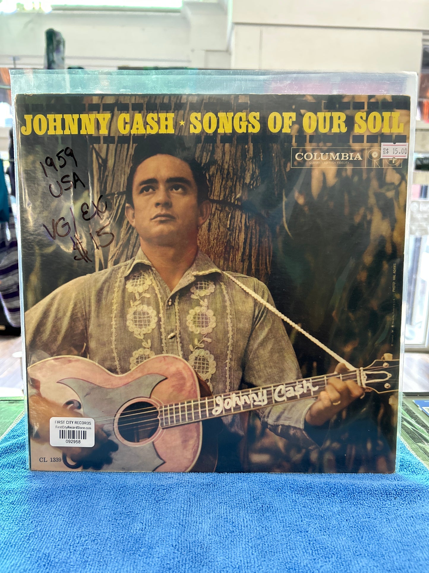 Johnny Cash - Songs Of Our Soil