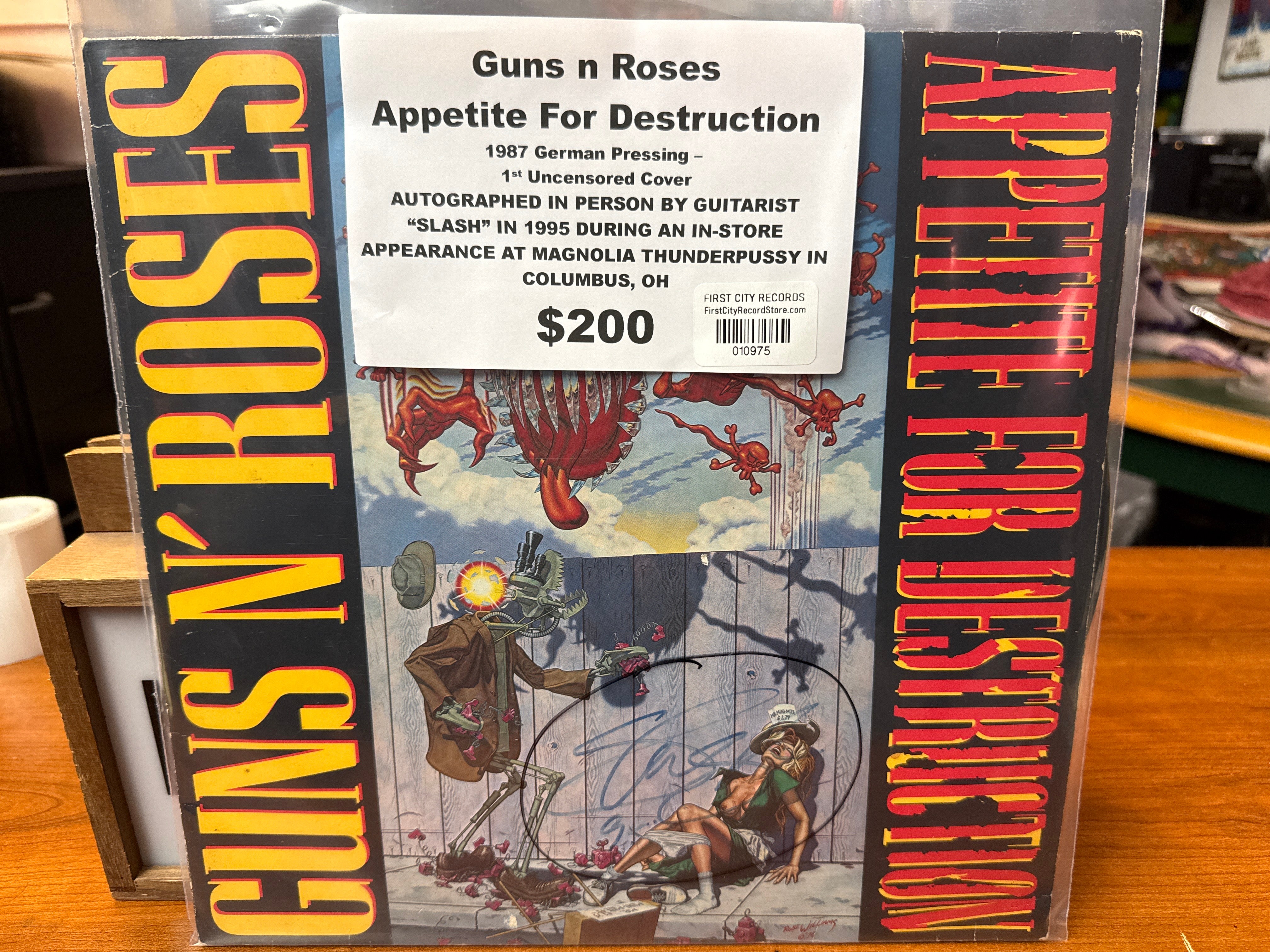 Guns n Roses - Appetite For Destruction (Autographed, German 1st Pressing, USED)