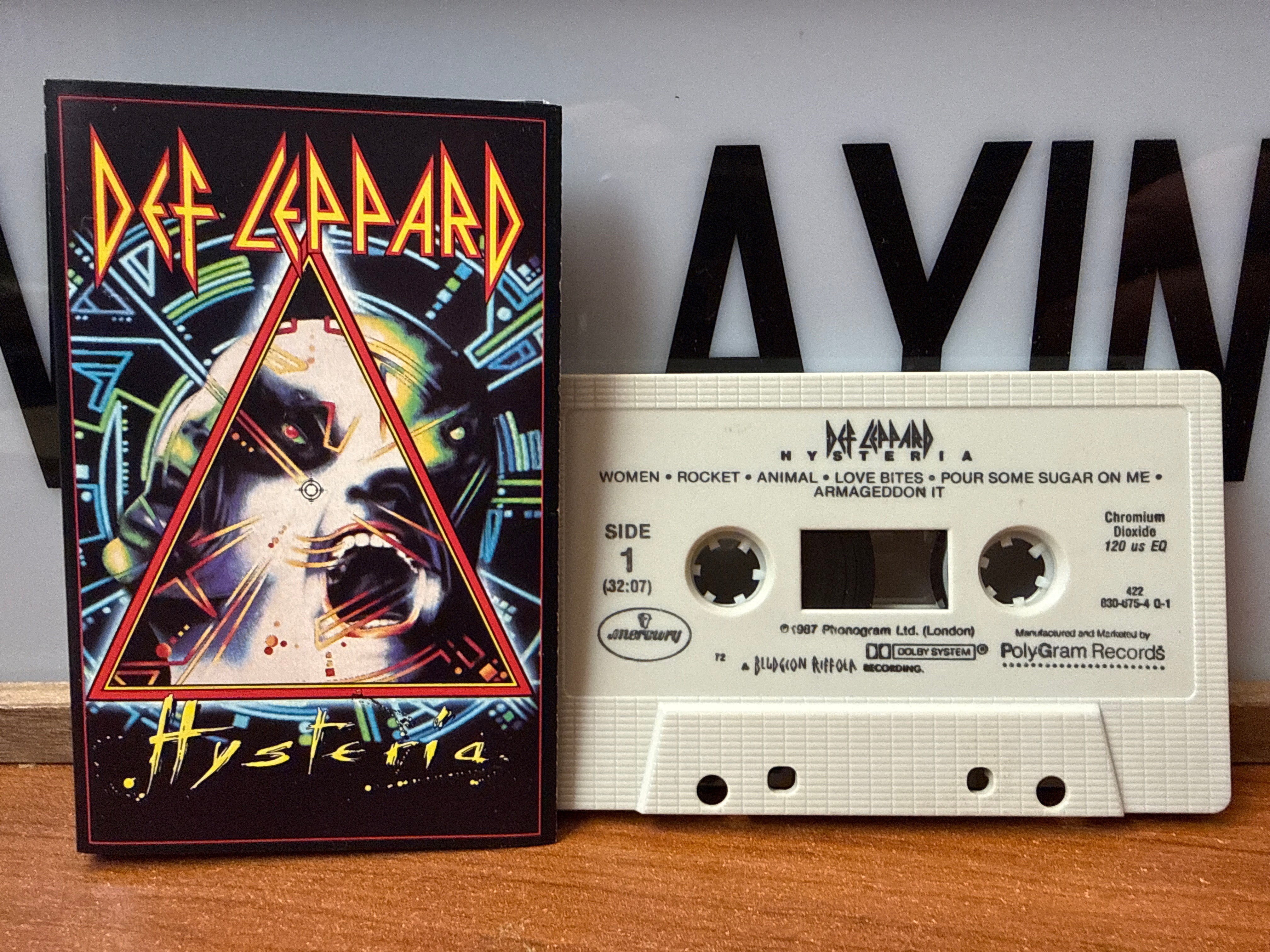 Def Leppard - Hysteria (CASSETTE)