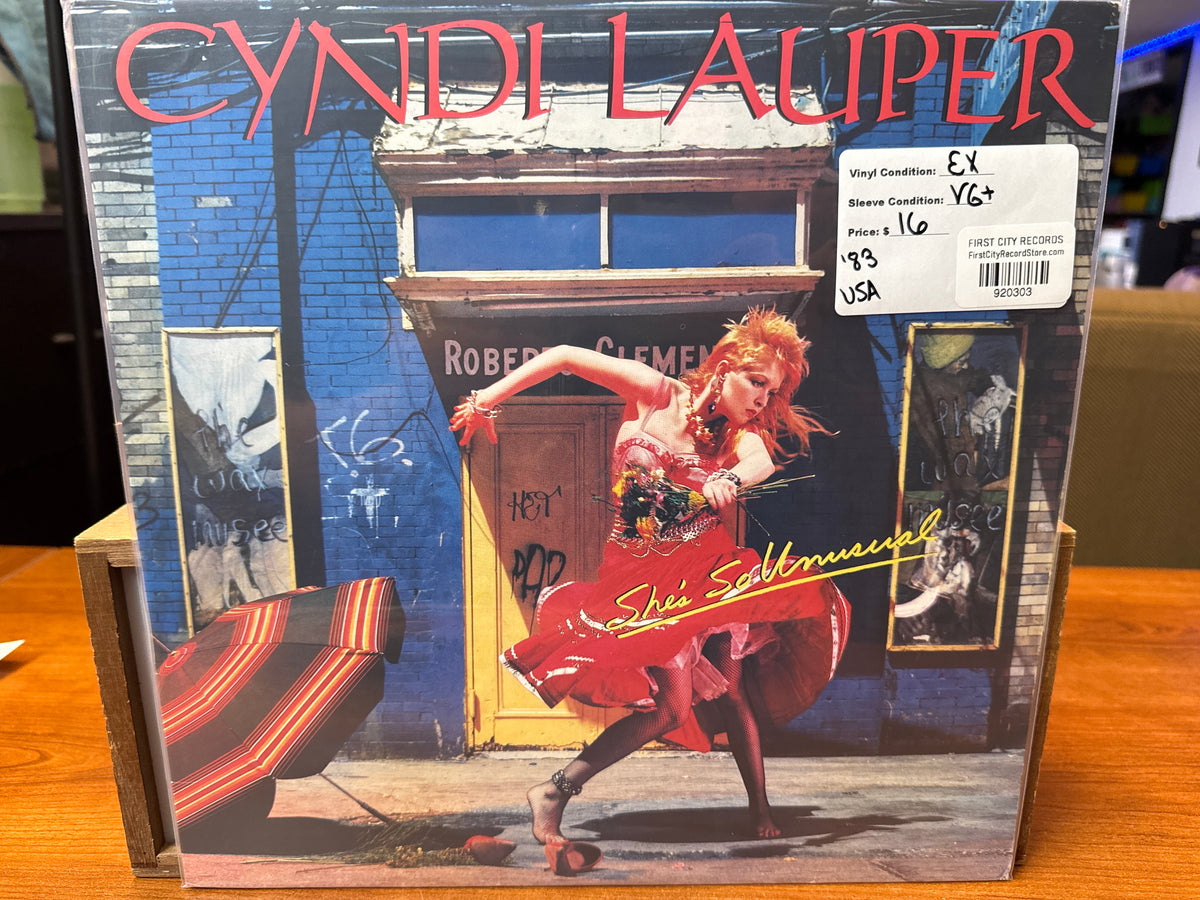 Cyndi Lauper - She's So Unusual (1983, USED)