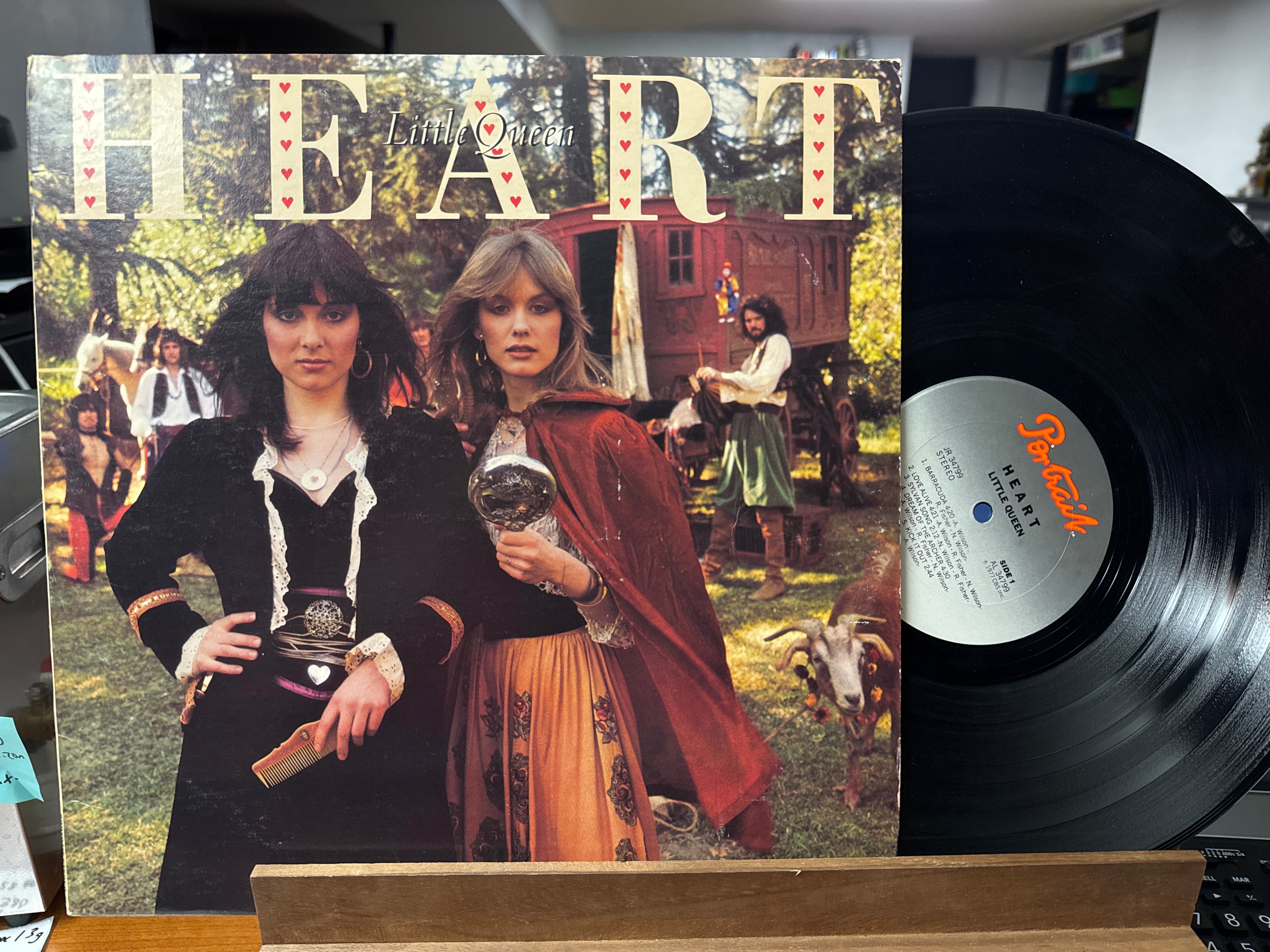 Heart - Little Queen (USED)