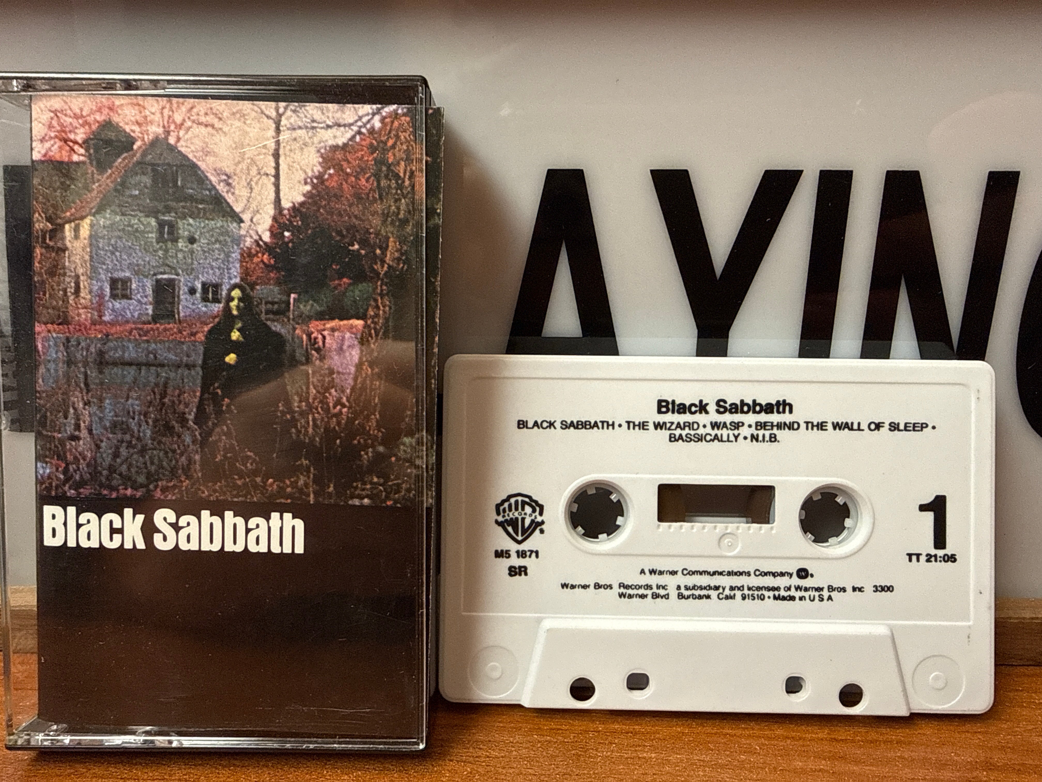 Black Sabbath - Black Sabbath (CASSETTE)