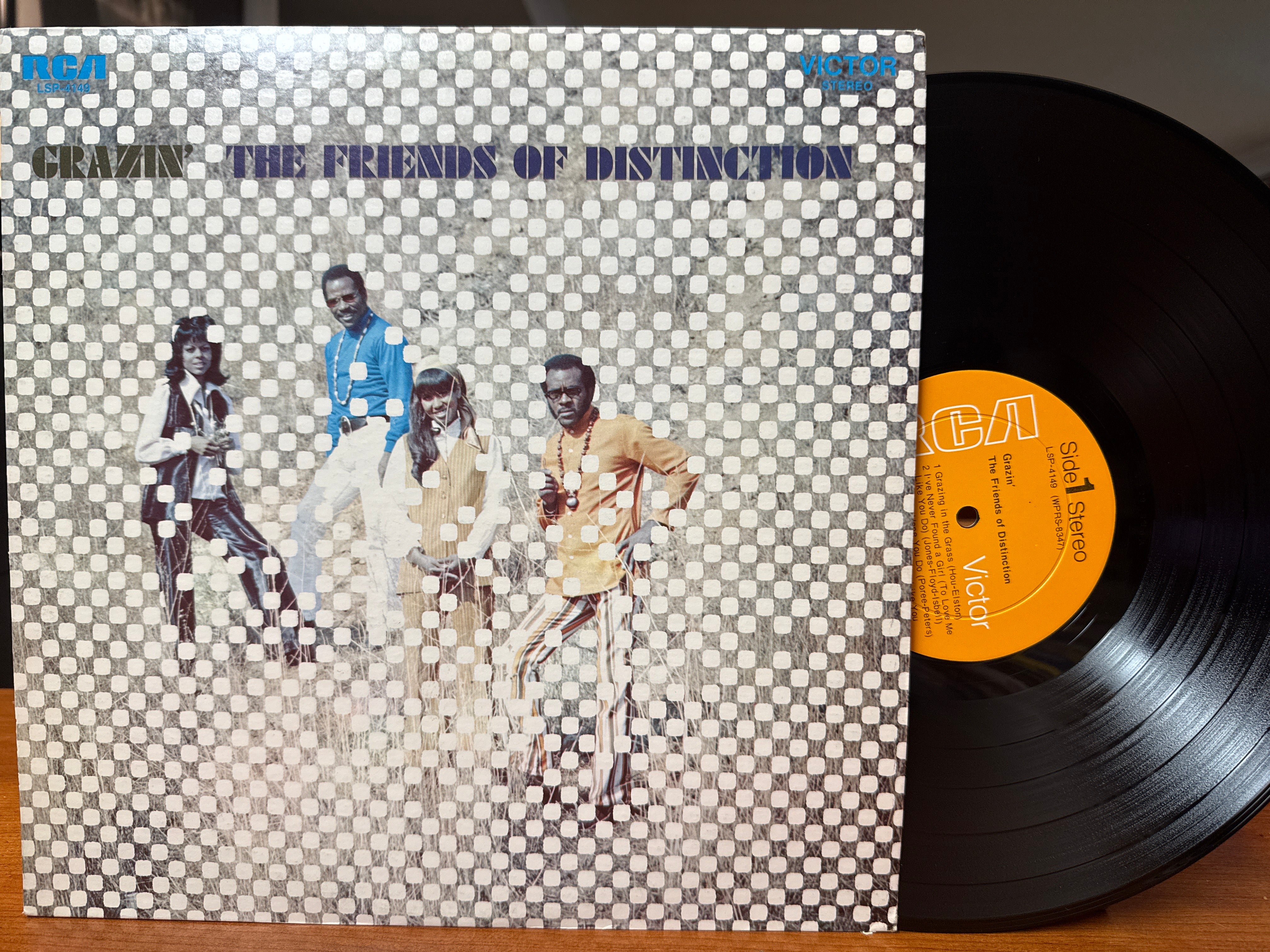 Friends of Distinction - Grazin' (1969, 1st Pressing, USED)