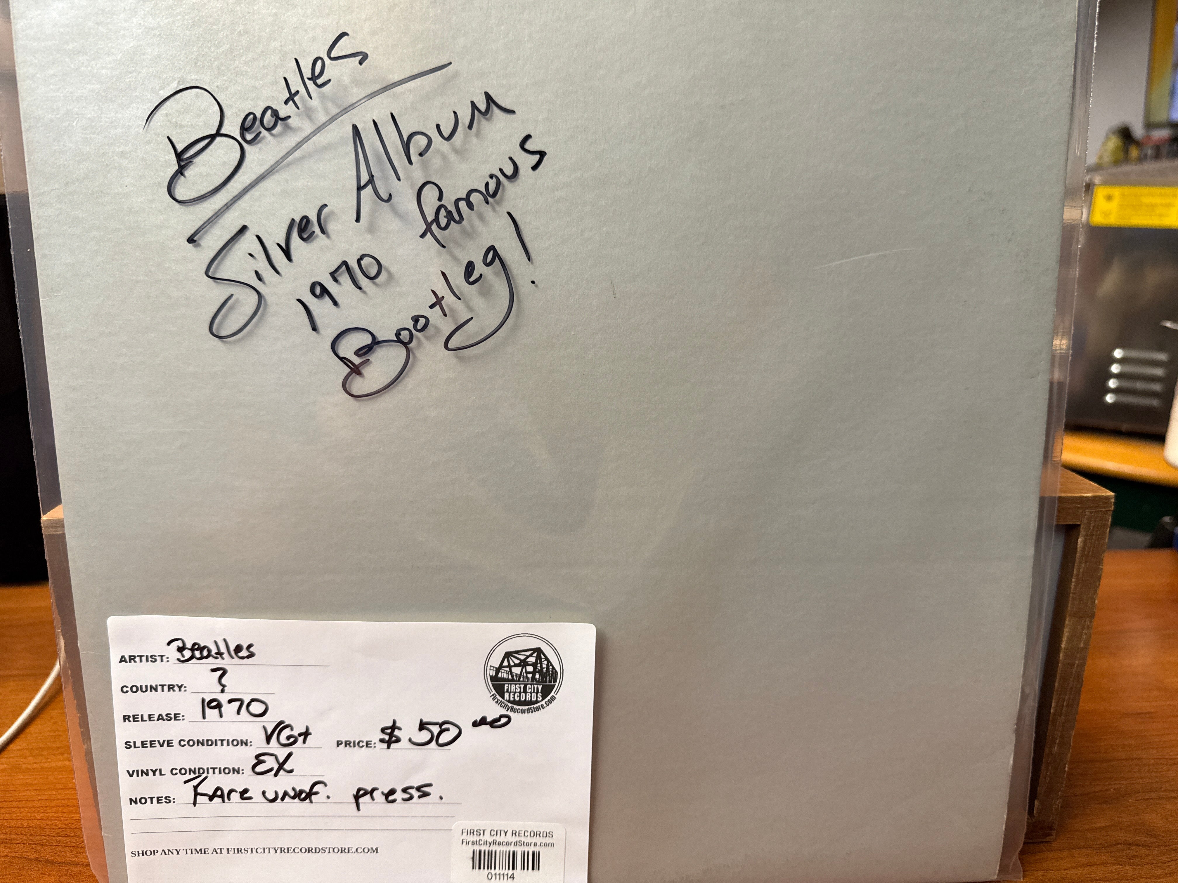 Beatles - Silver Album (1970 Bootleg, USED)