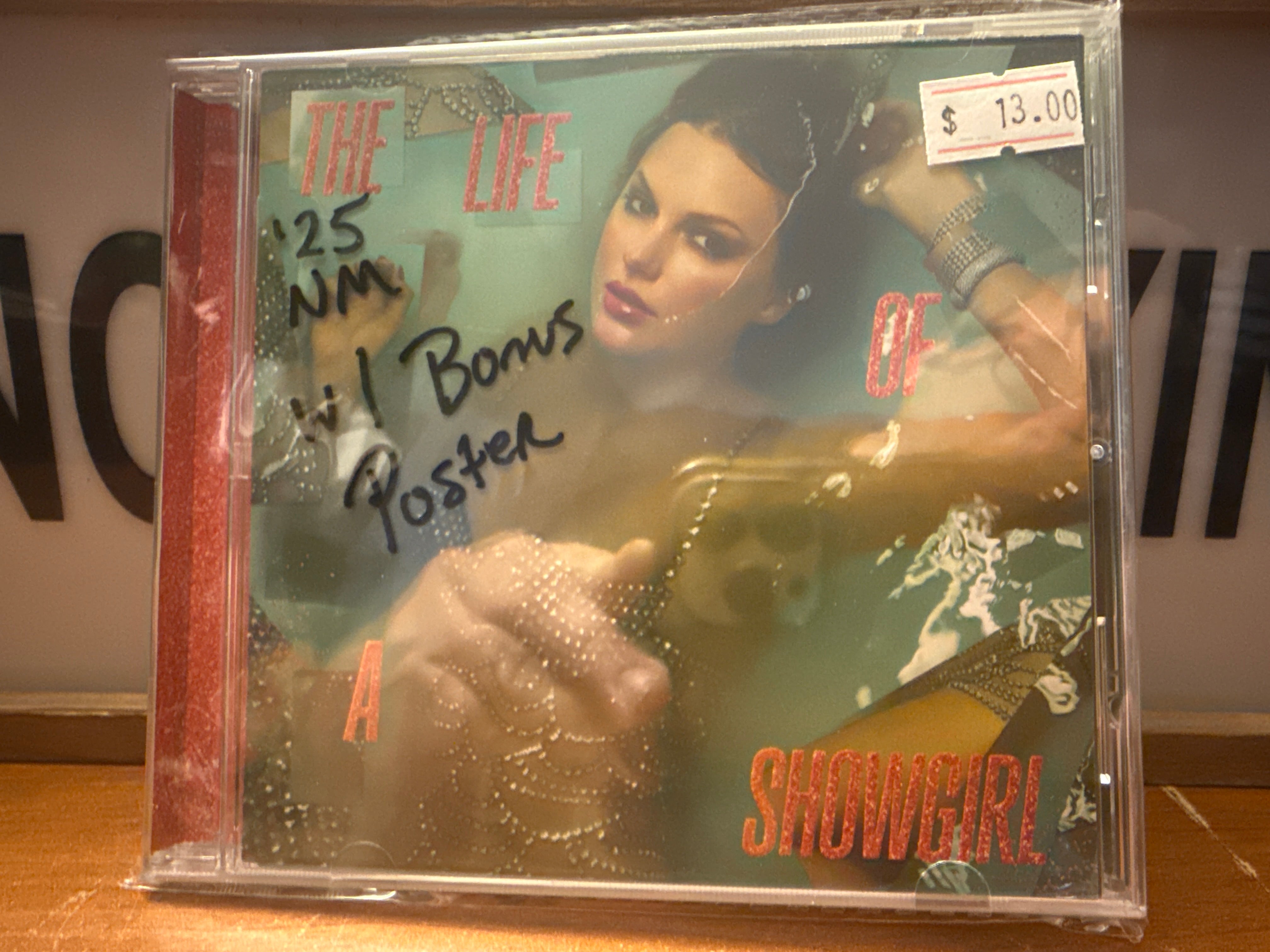 Taylor Swift - The Life of a Showgirl (2025, CD, Poster, USED)