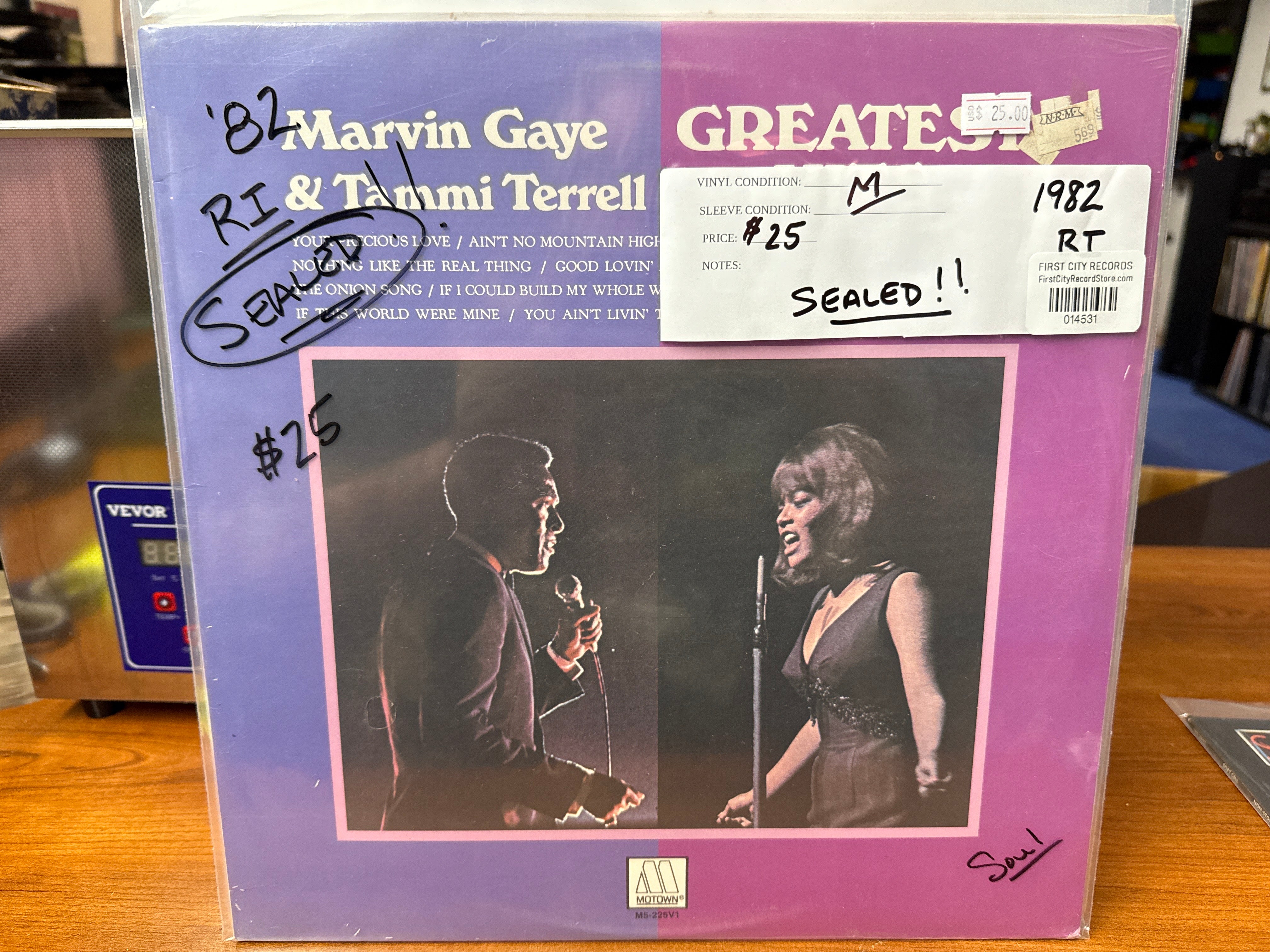 Marvin Gaye & Tammi Terrell - Greatest Hits (Sealed, USED)
