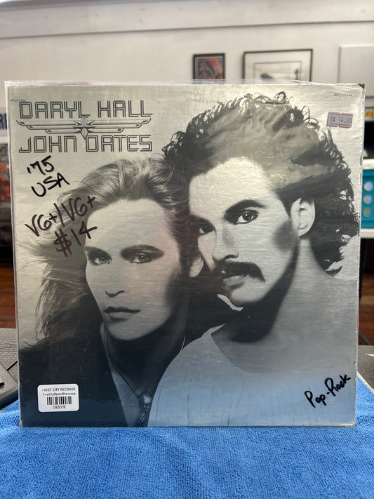 Daryl Hall & John Oates - self titled