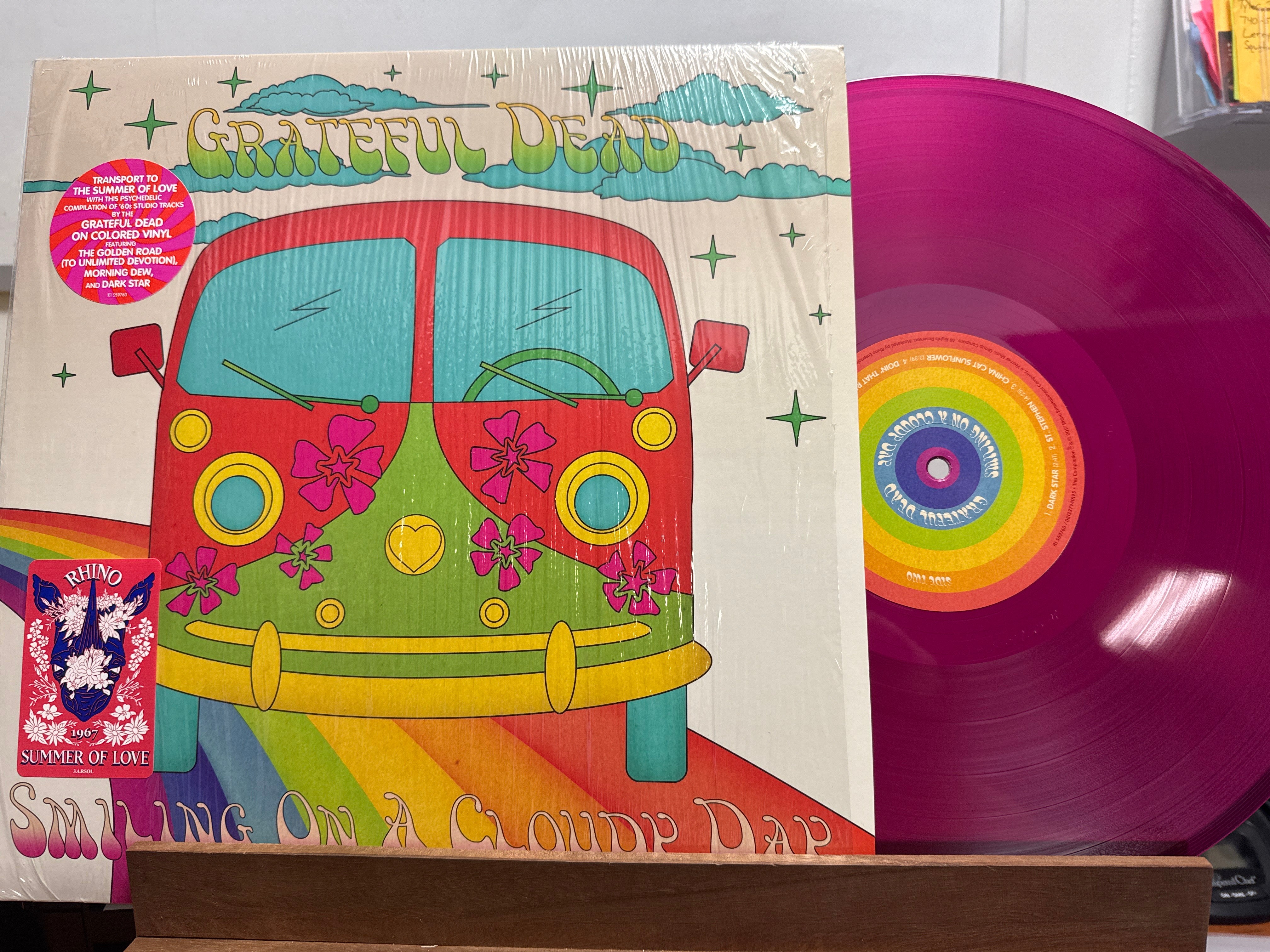 Grateful Dead - Smiling on a Cloudy Day (Violet, USED)
