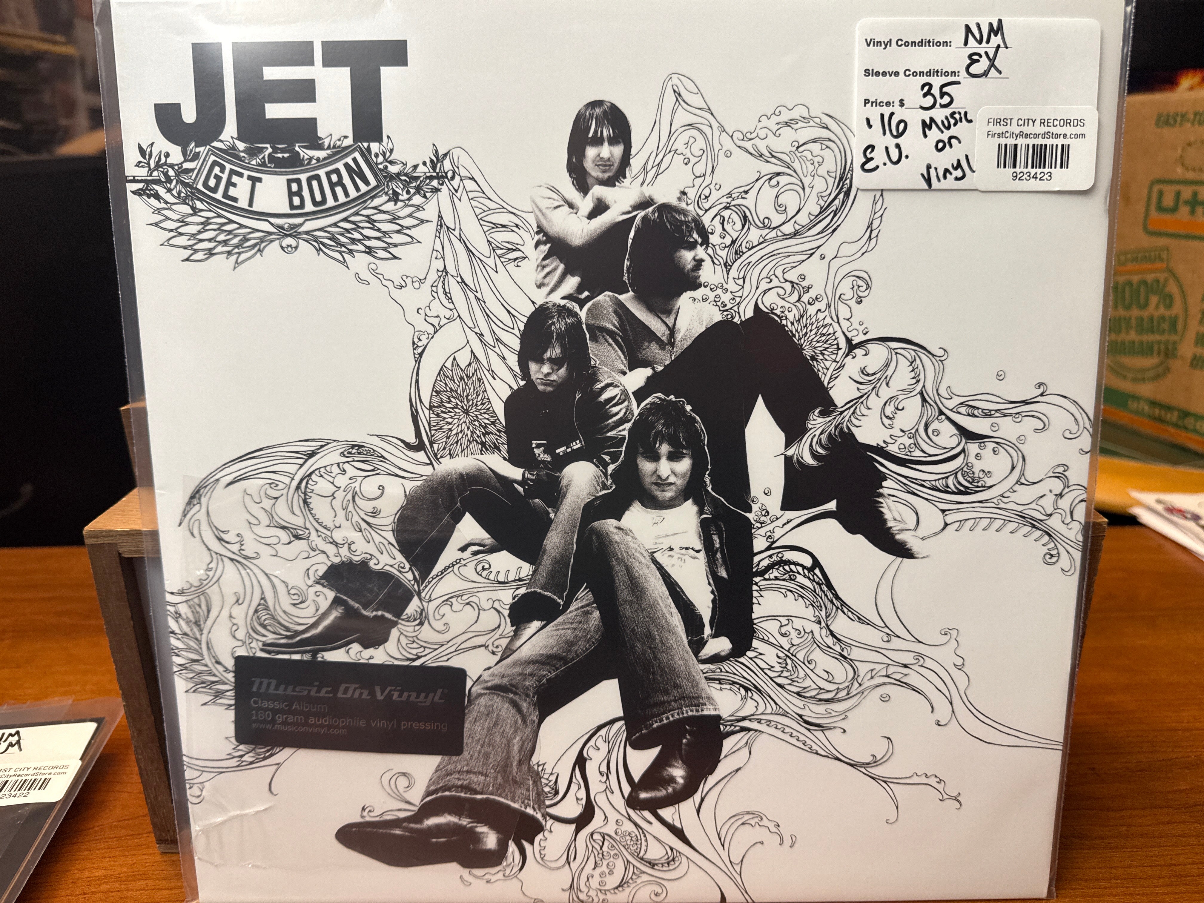 Jet - Get Born (2016 E.U. Pressing, USED)
