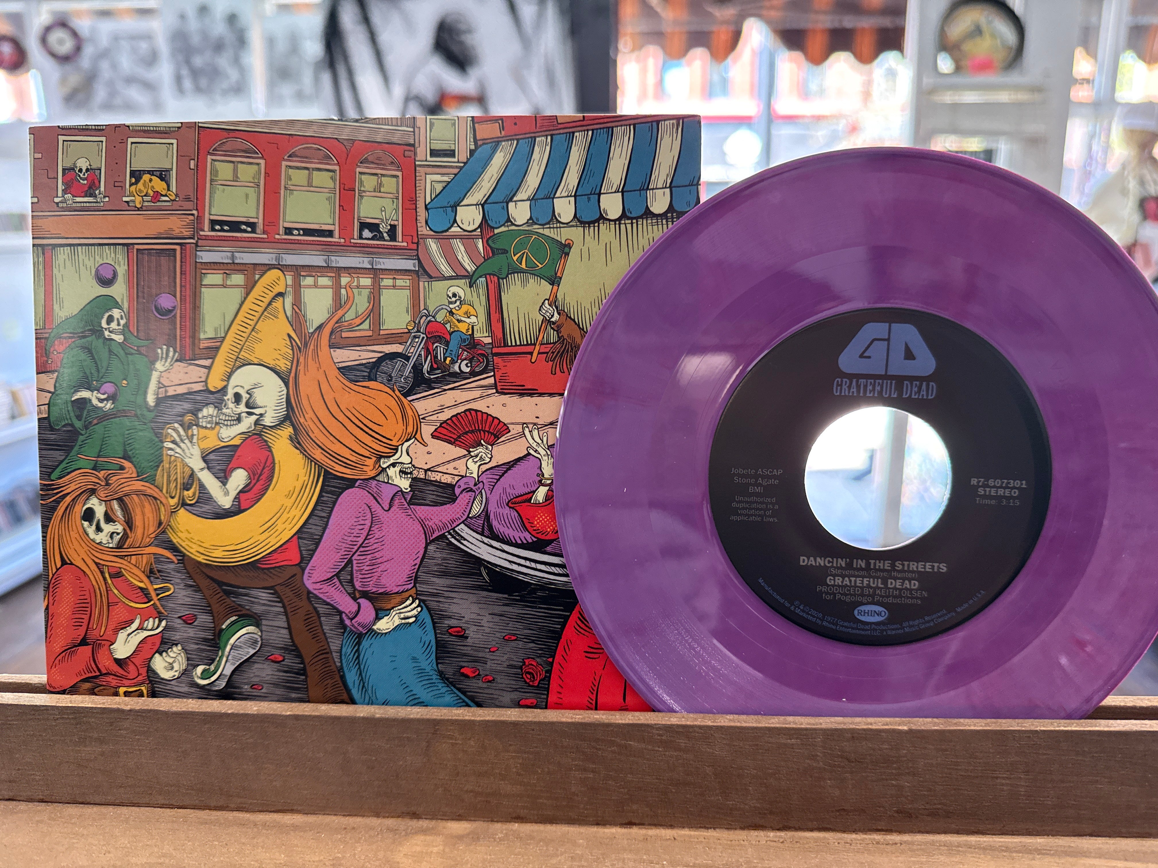 Grateful Dead* – Dancin' In The Streets / Terrapin Station (Purple, Numbered, USED)