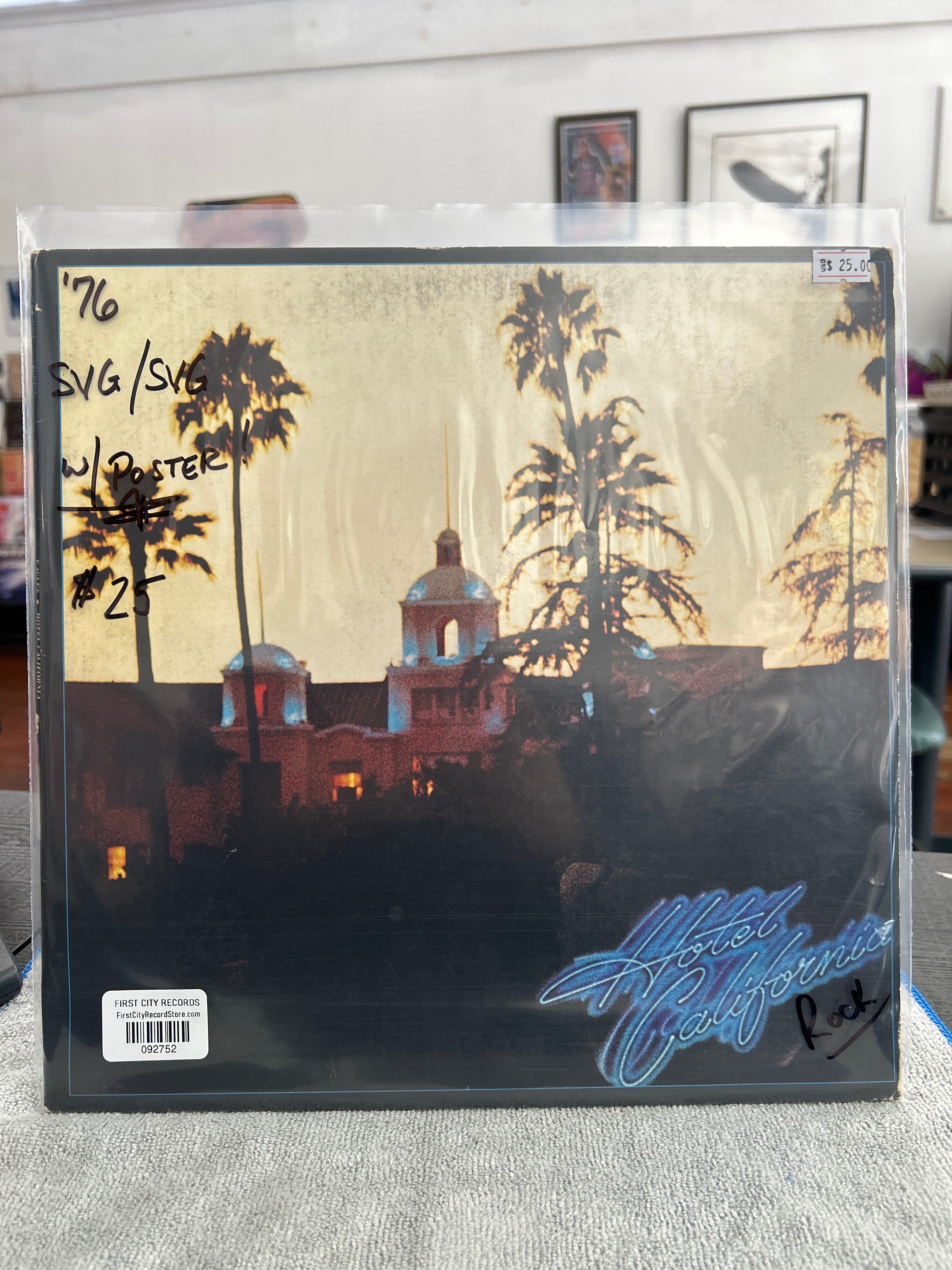 The Eagles - Hotel California