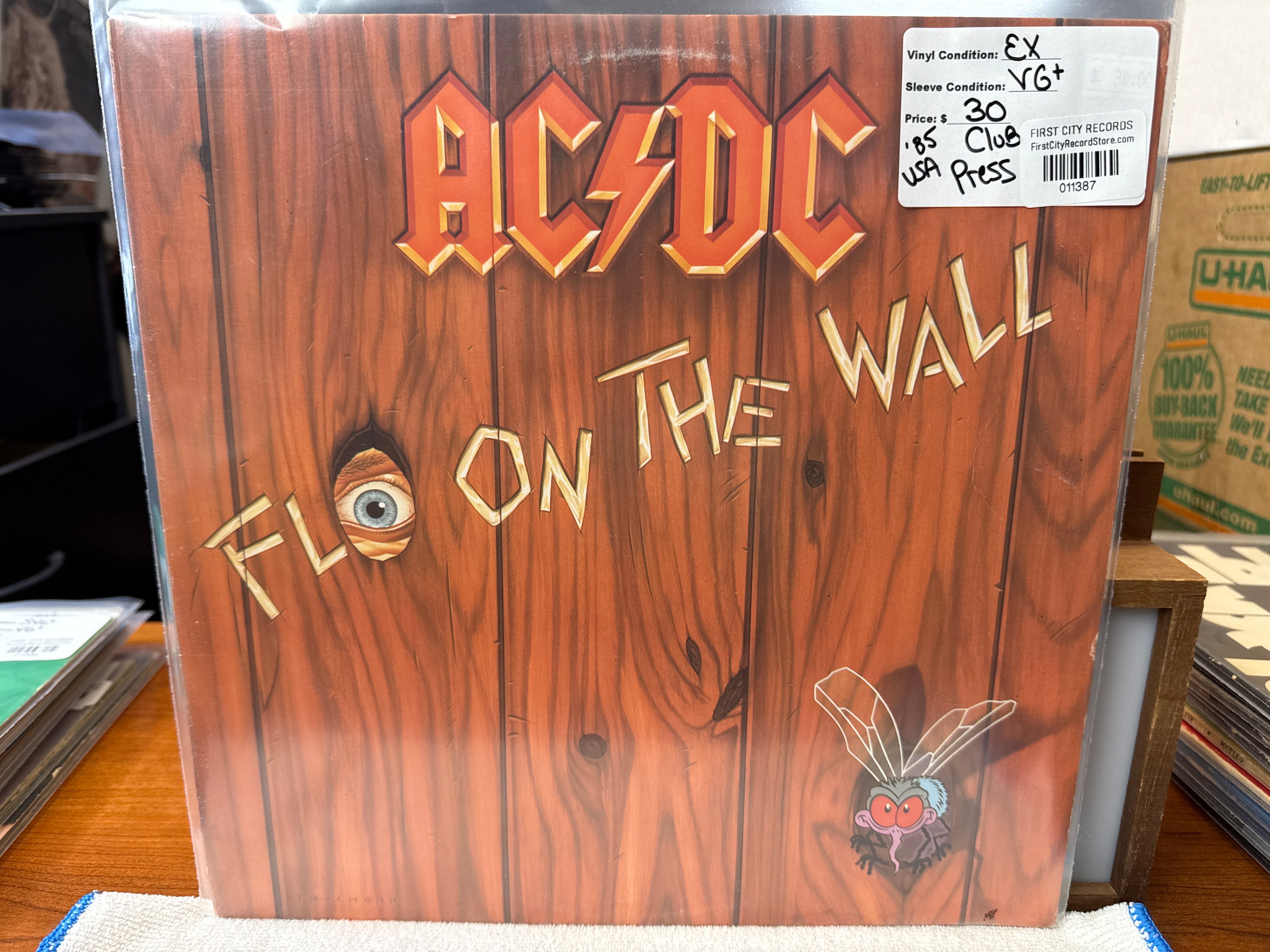 AC/DC - Fly on the Wall (1985, Club Pressing, USED)