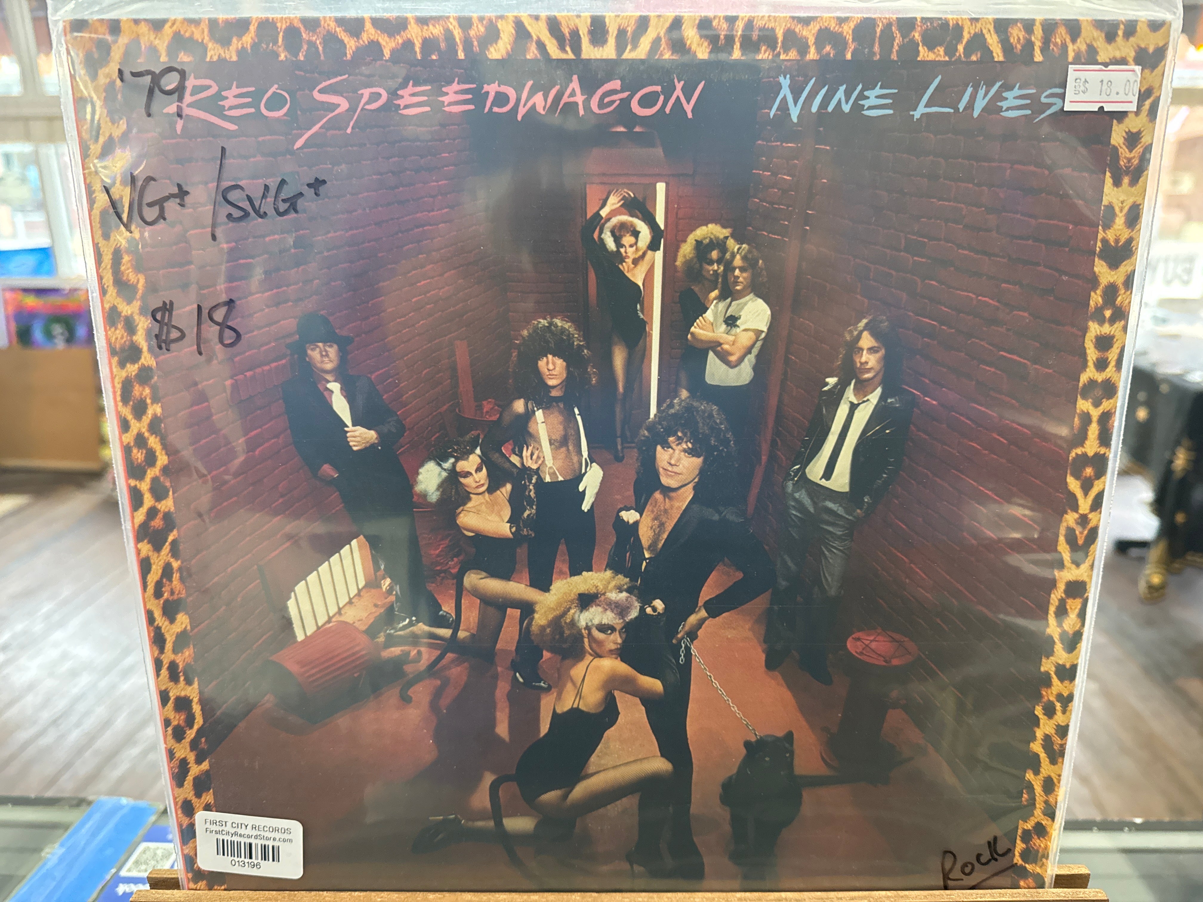 REO Speedwagon - Nine Lives (USED)