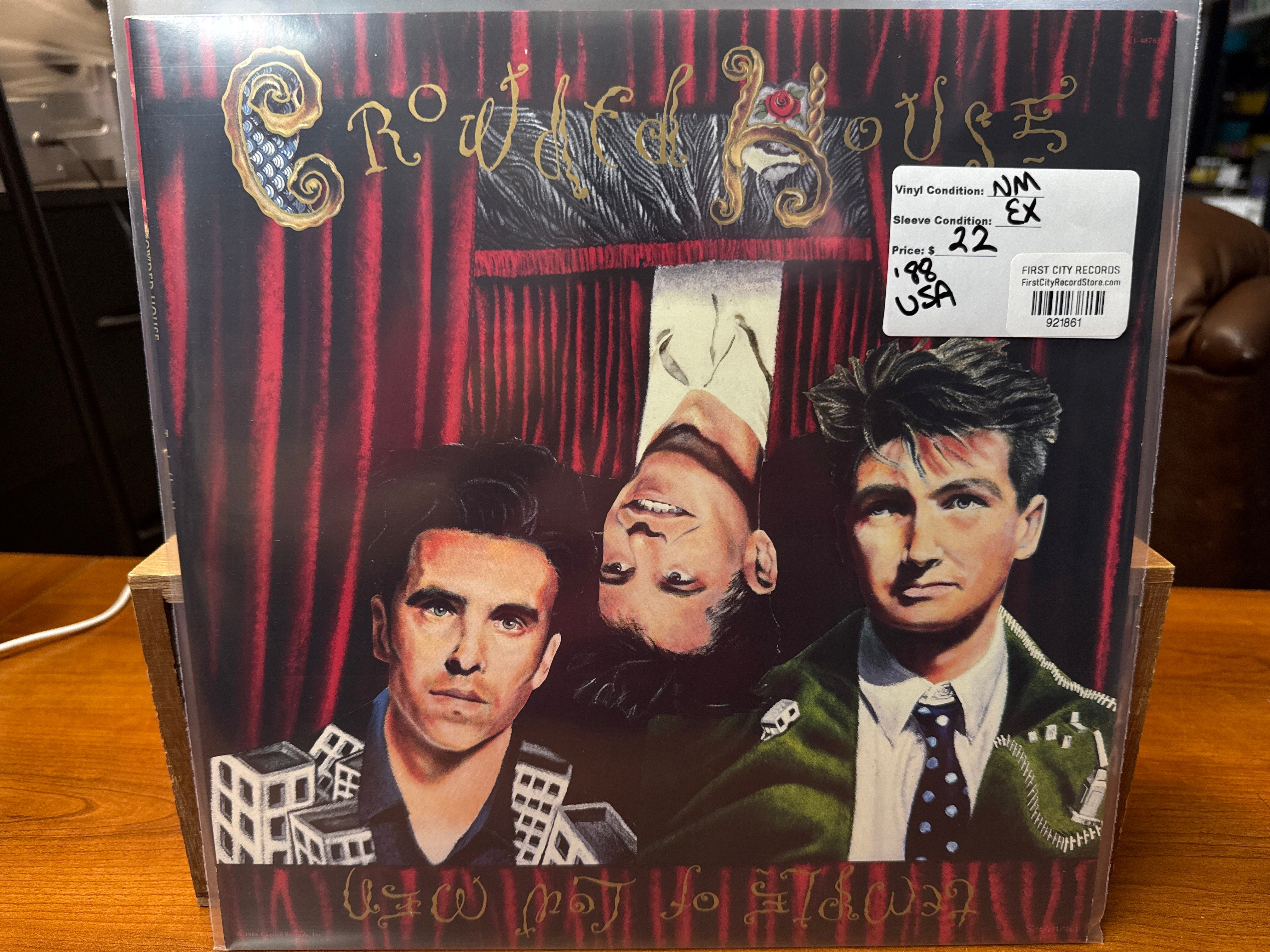 Crowded House - Temple of Low Men (1988, USED)