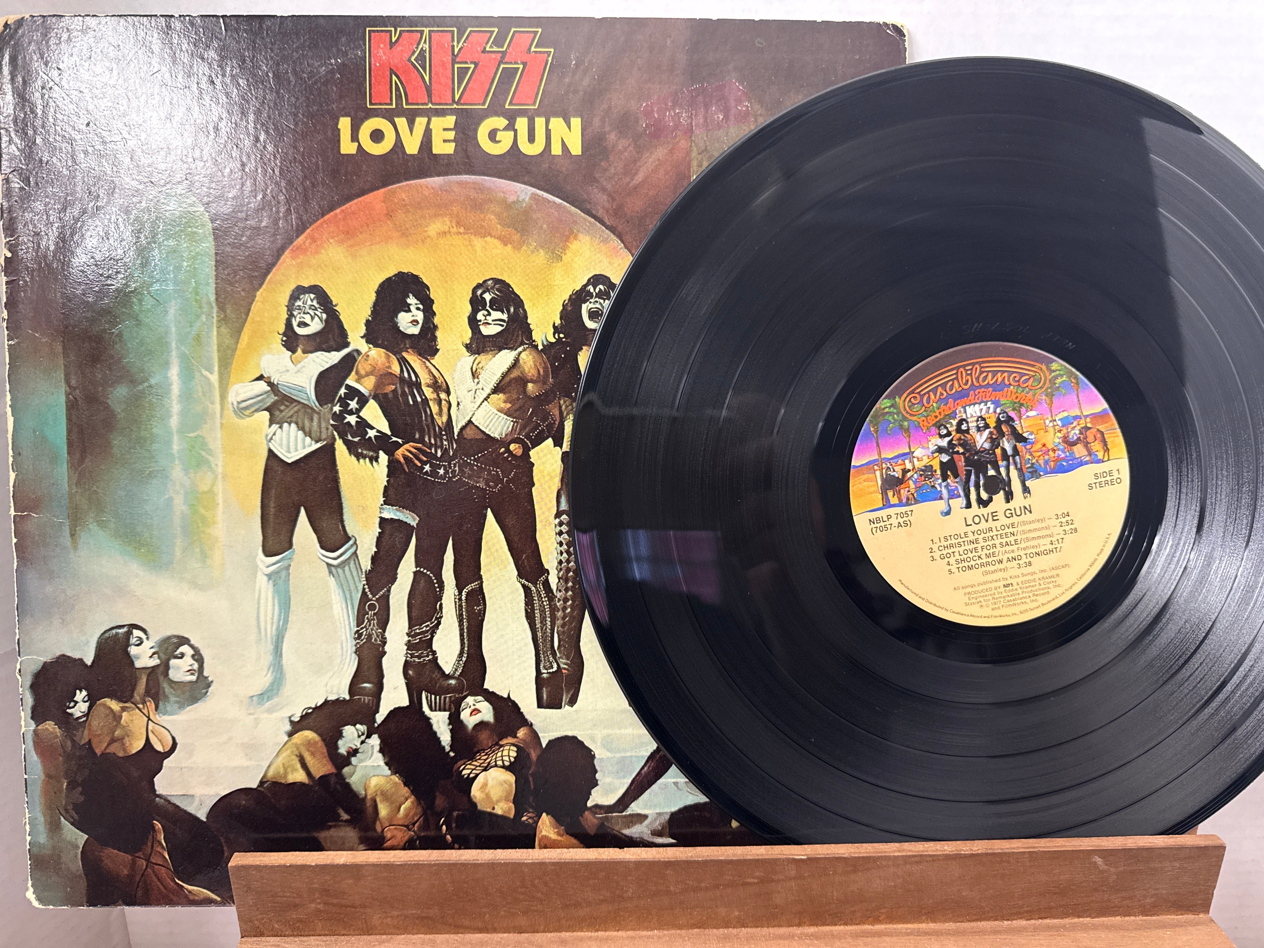 Kiss - Love Gun (1977, USED)
