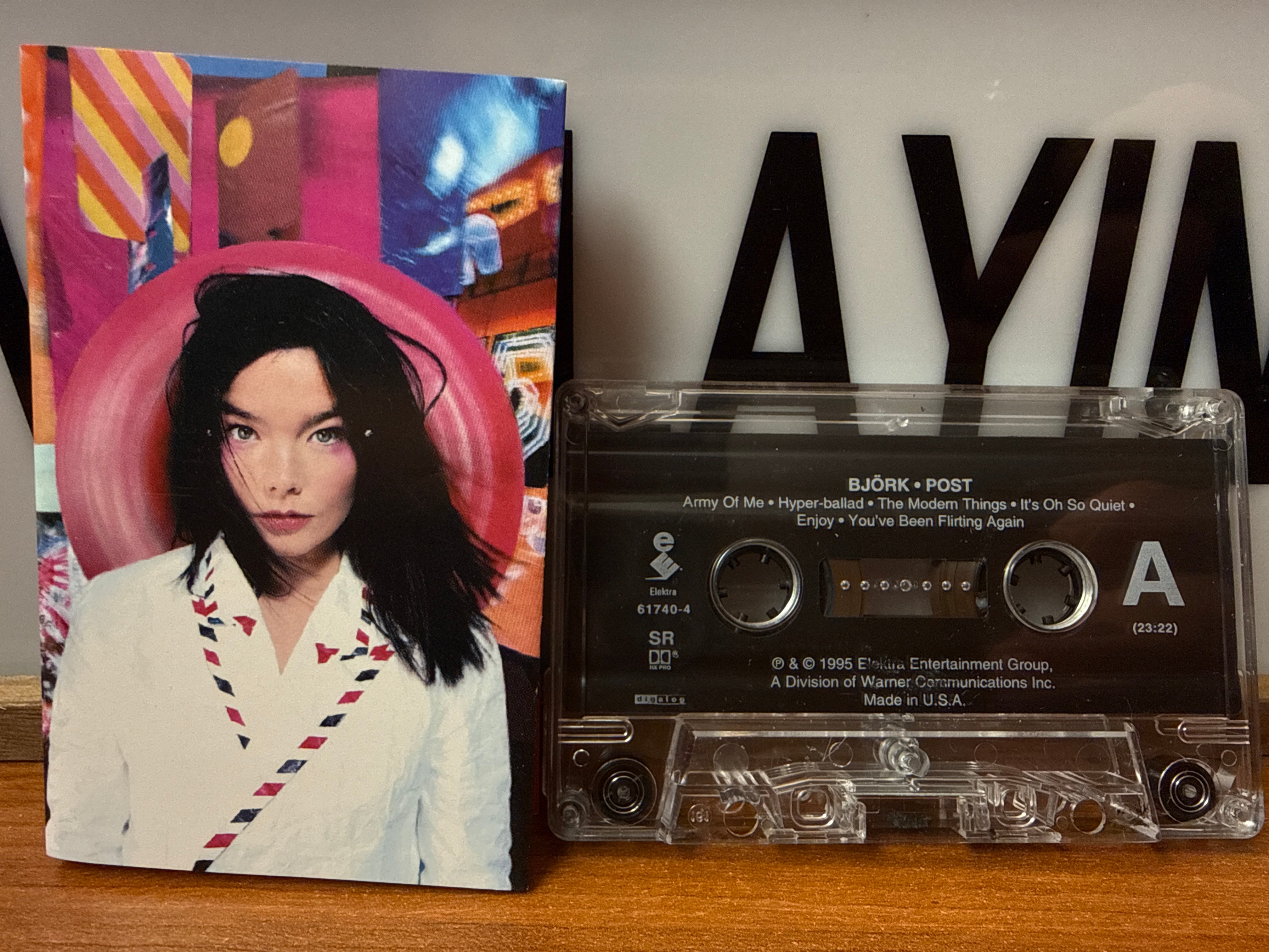 Bjork - Post (CASSETTE)