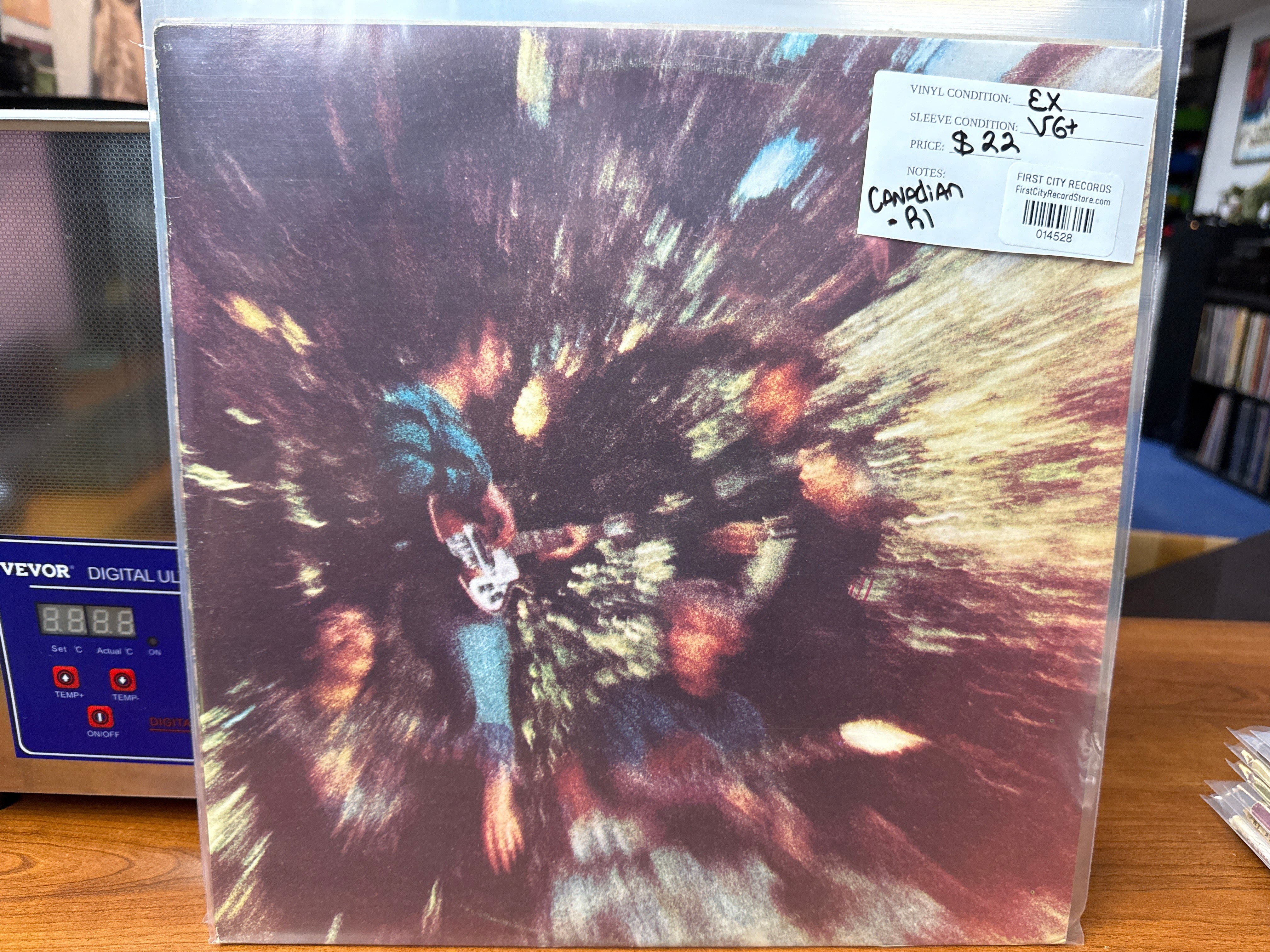 Creedence Clearwater Revival - Bayou Country (Canadian Pressing, USED)