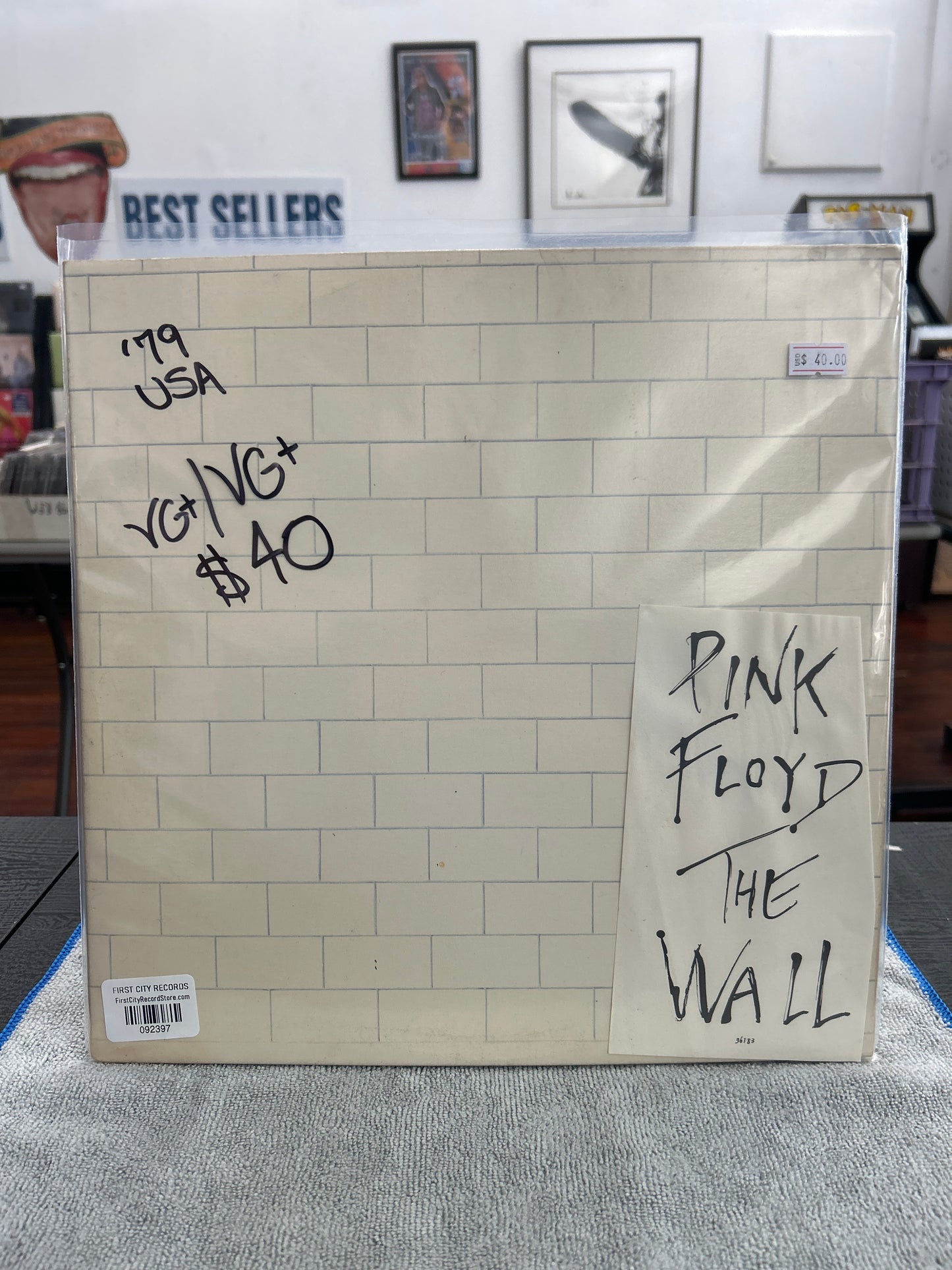 Pink Floyd - The Wall