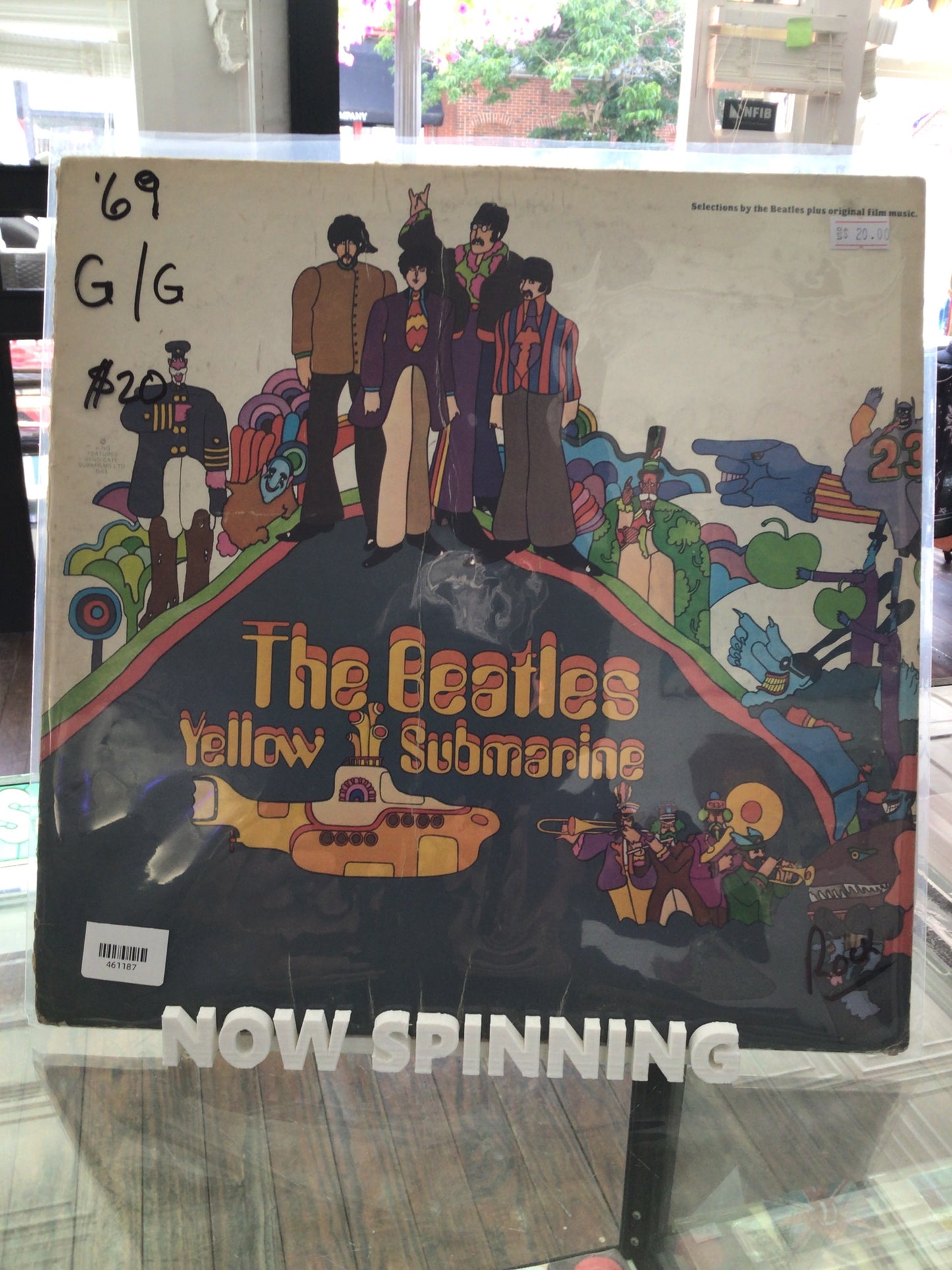 The Beatles - Yellow Submarine