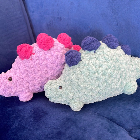 IOHANDCRAFT - Small Stegosaurus Plushie