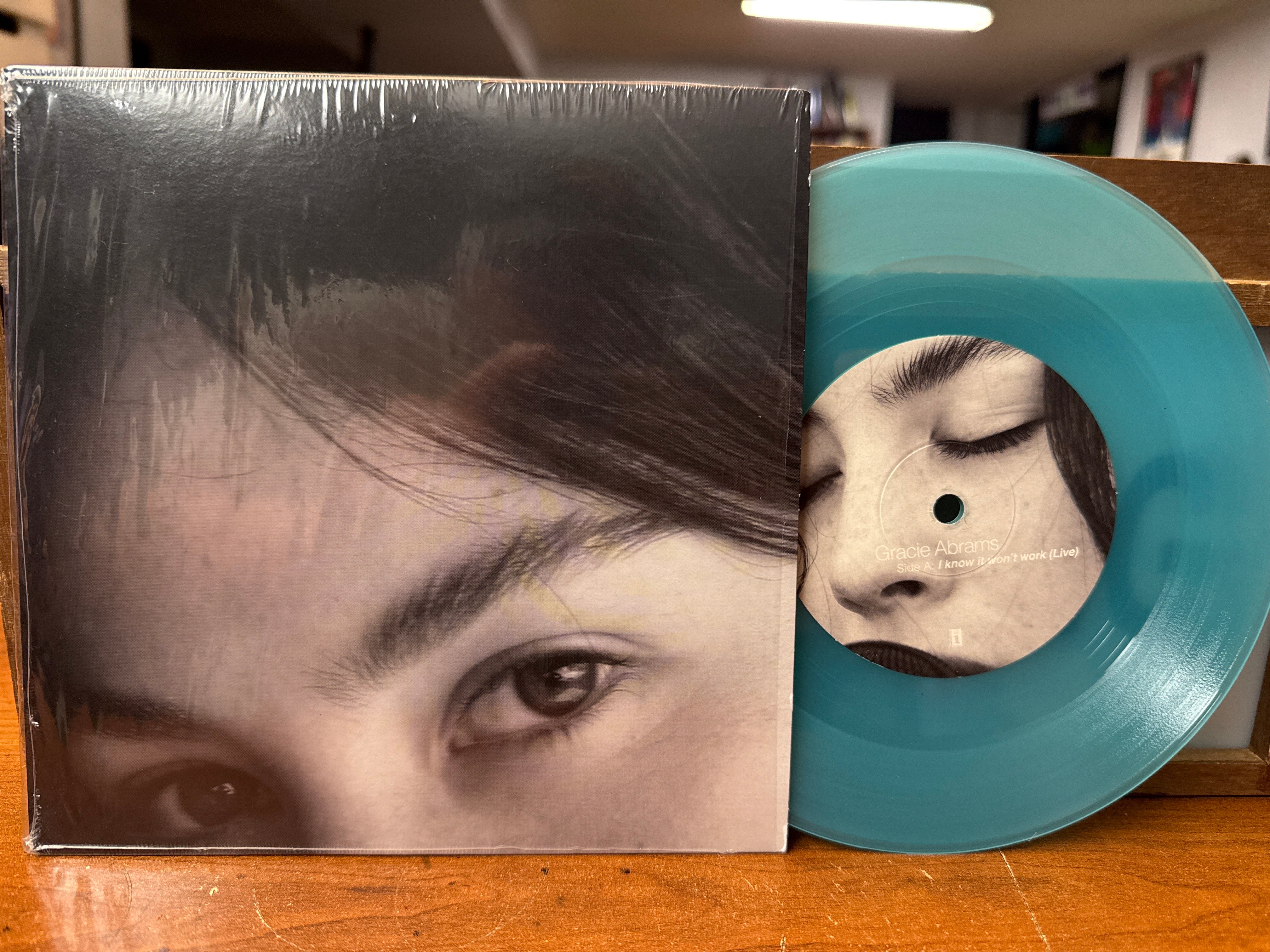 Gracie Abrams ‎– I Know It Won't Work (Live) / Abby (Demo) (Transparent Blue, 7 Inch, USED)