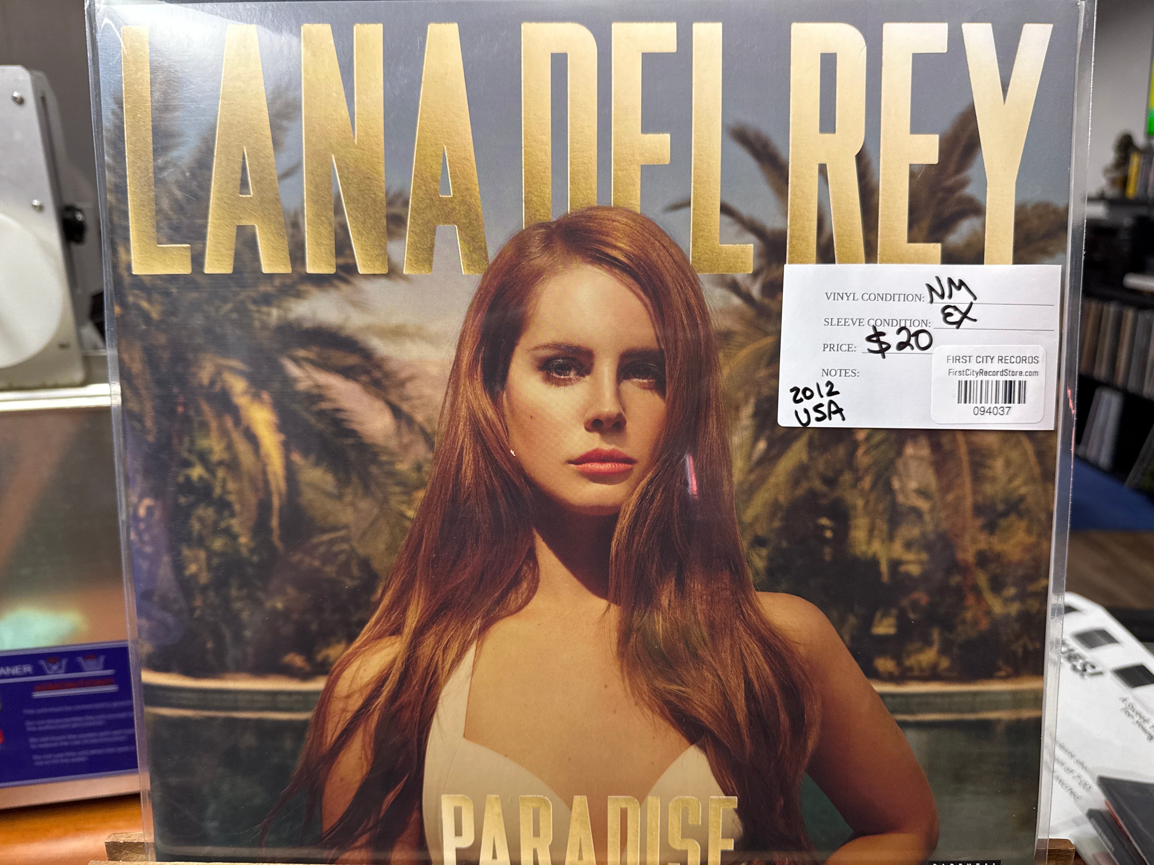 Lana Del Rey - Paradise (USED)