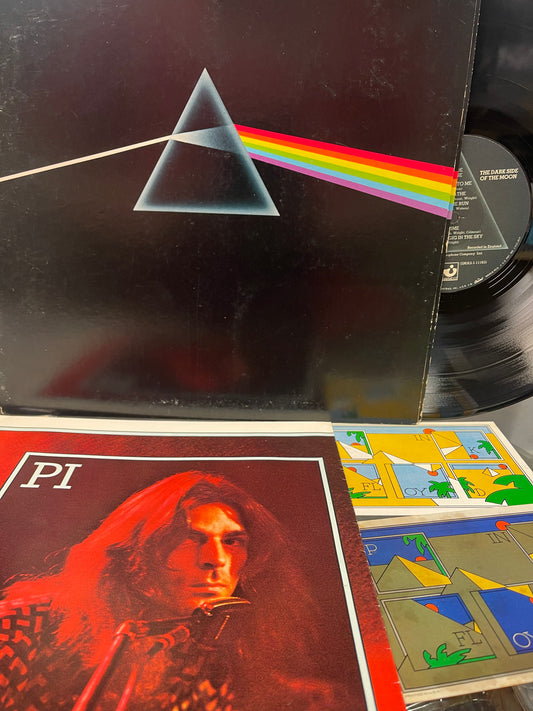 Pink Floyd - Dark Side of the Moon (1973 w/ stickers and poster)
