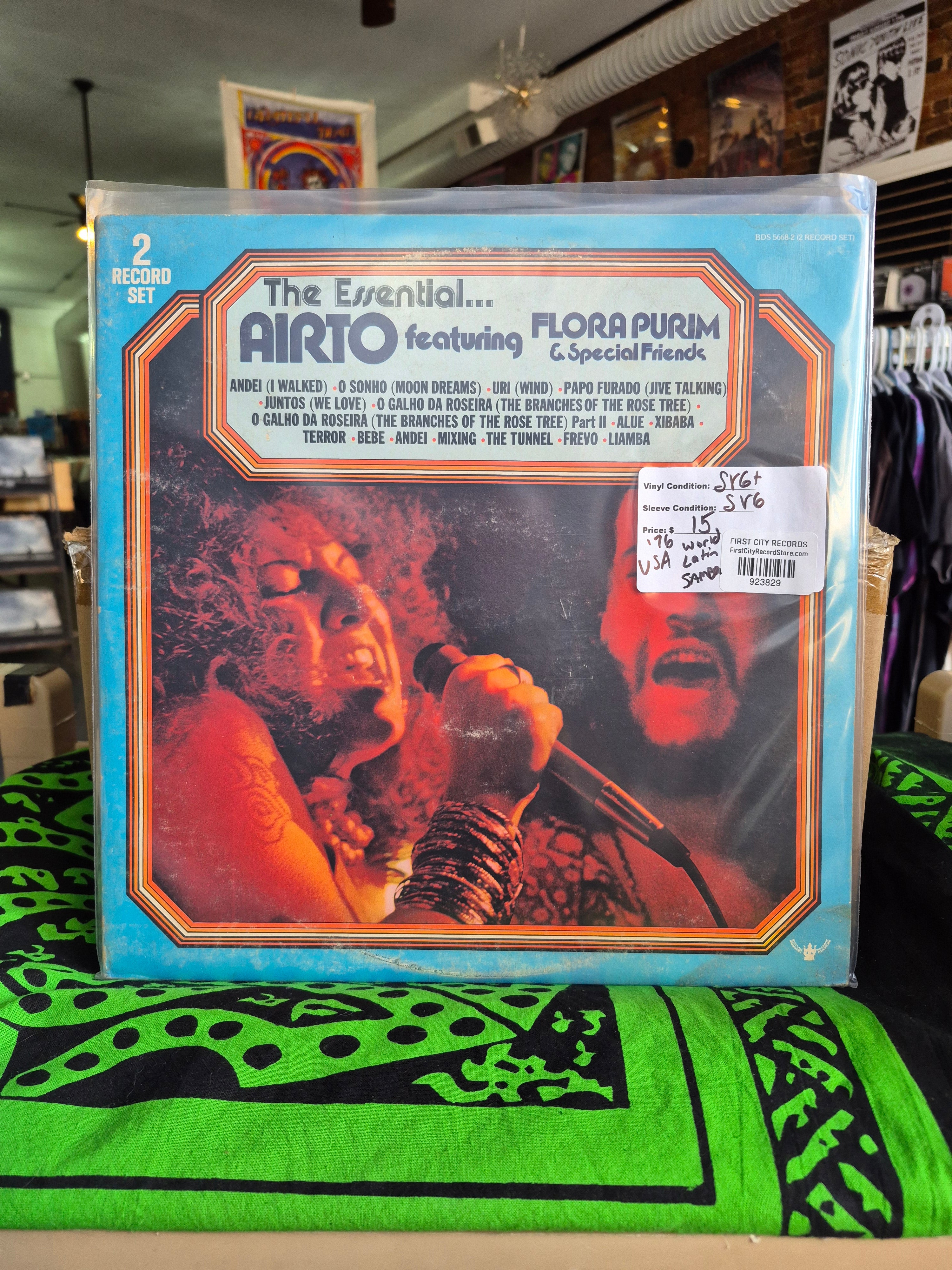 Airto - The Essential Airto Feat. Flora Purim (1976, USED)
