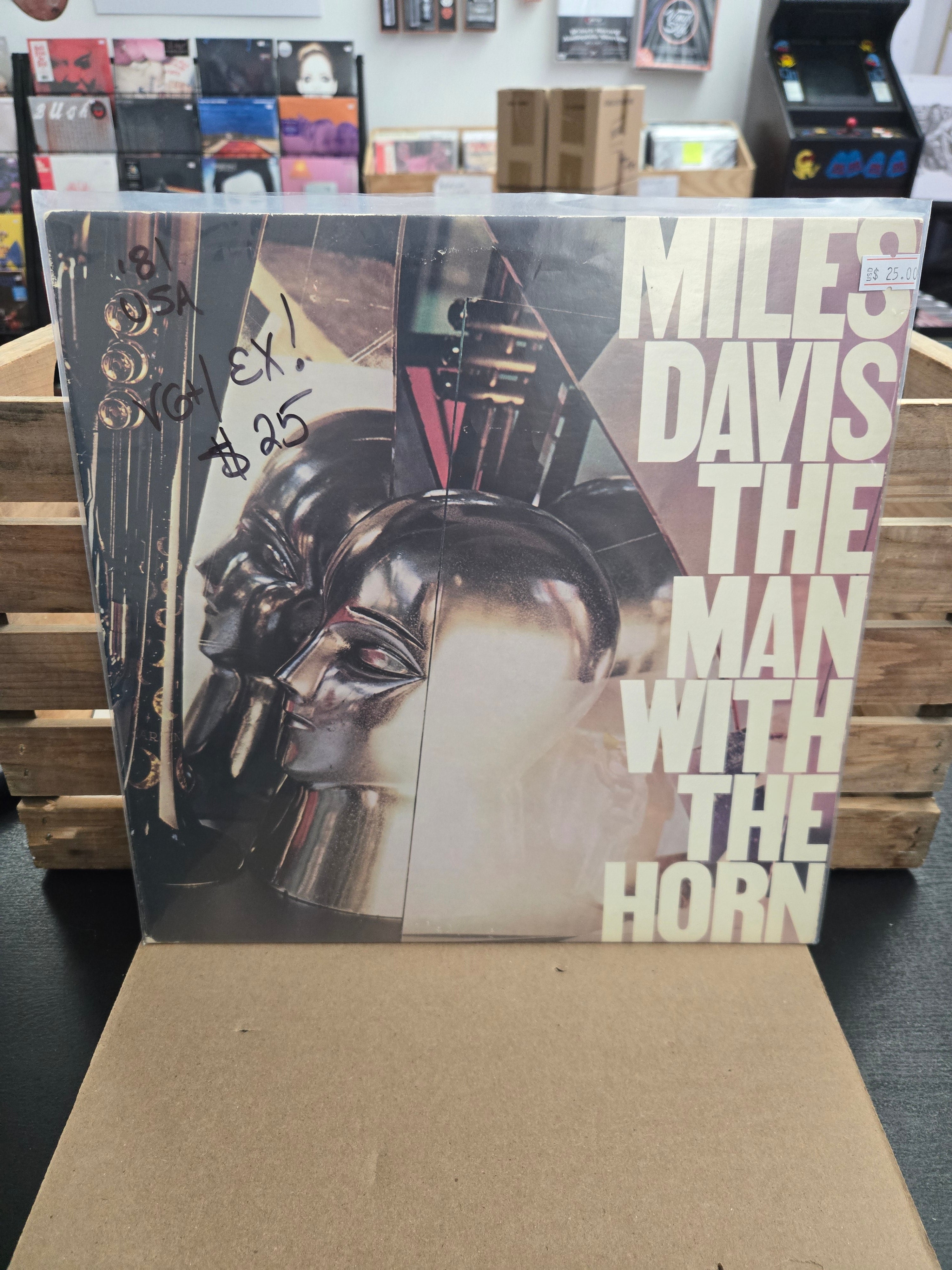 Miles Davis - The Man With The Horn (1981)